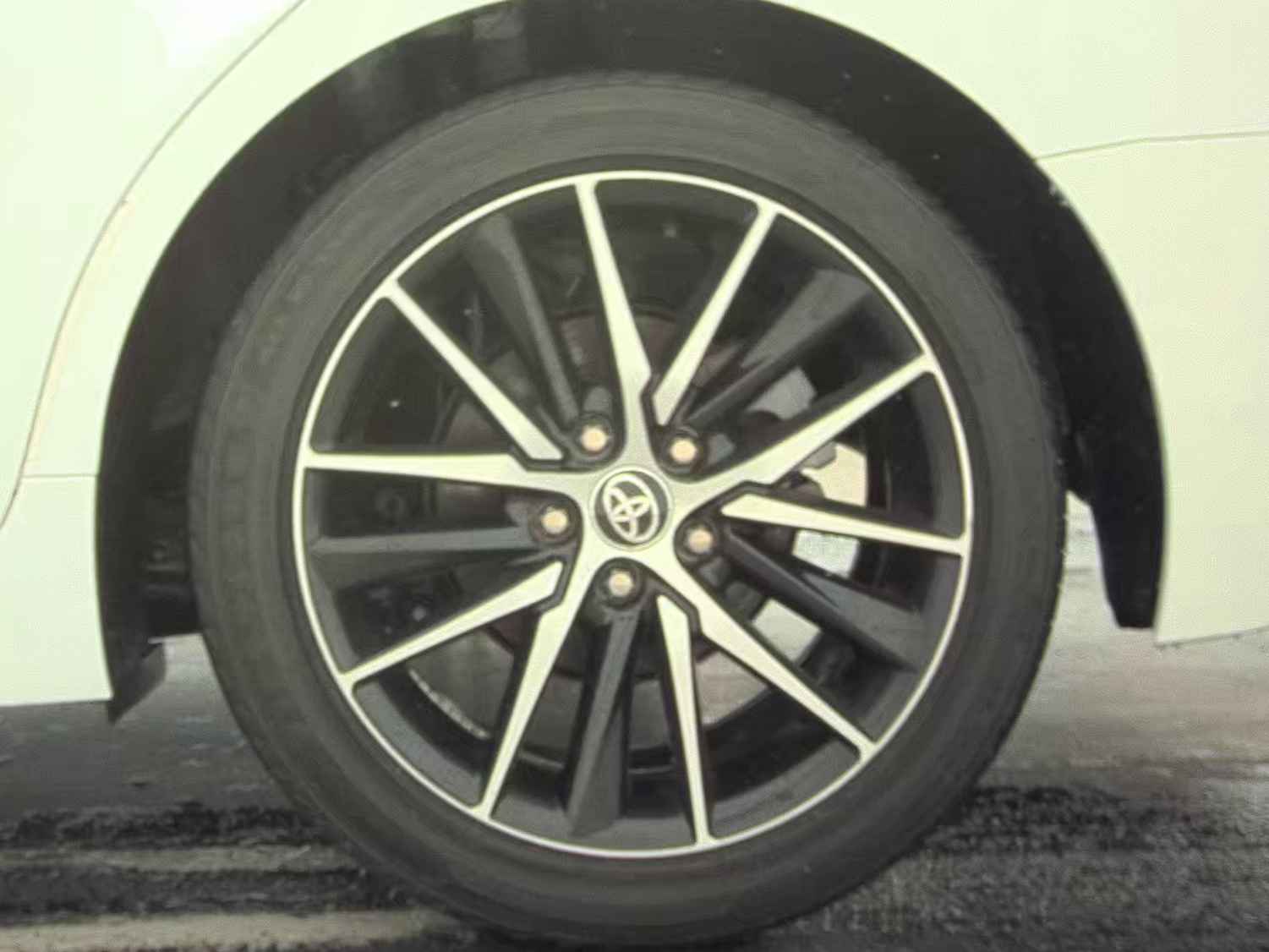 2023 Toyota Camry SE FWD