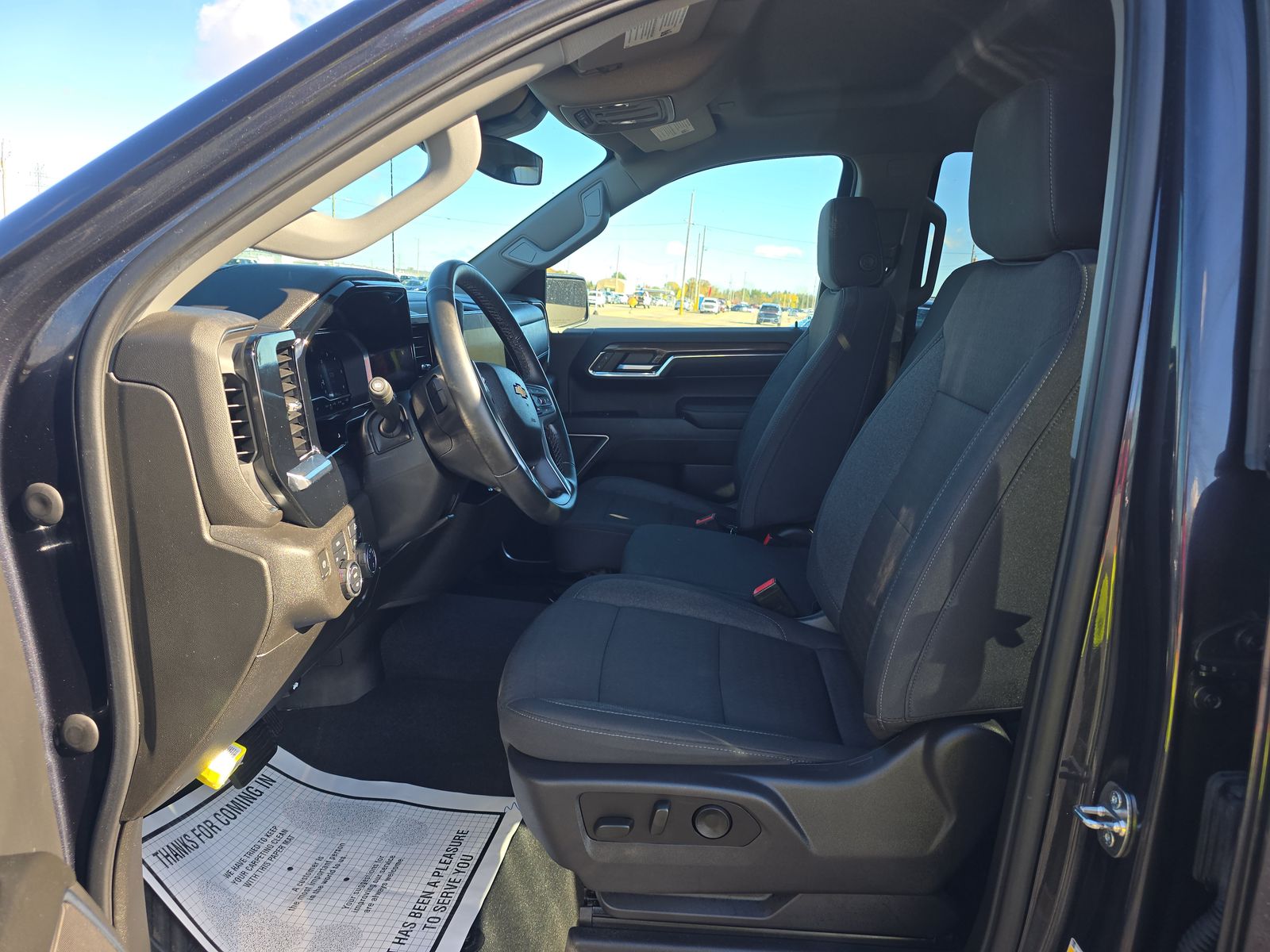 2024 Chevrolet Silverado 1500 LT AWD