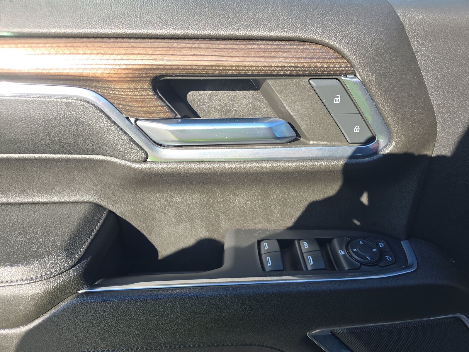 2024 Chevrolet Silverado 1500 LT AWD