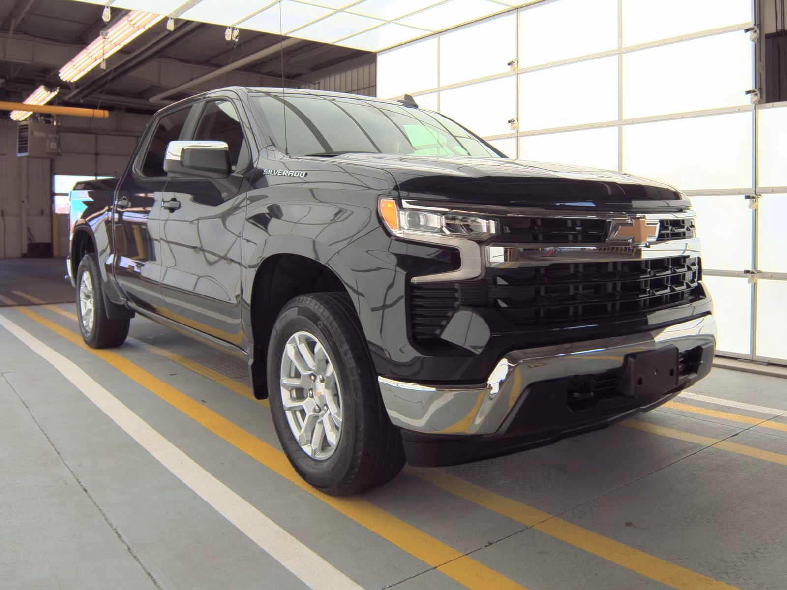 2024 Chevrolet Silverado 1500 LT AWD