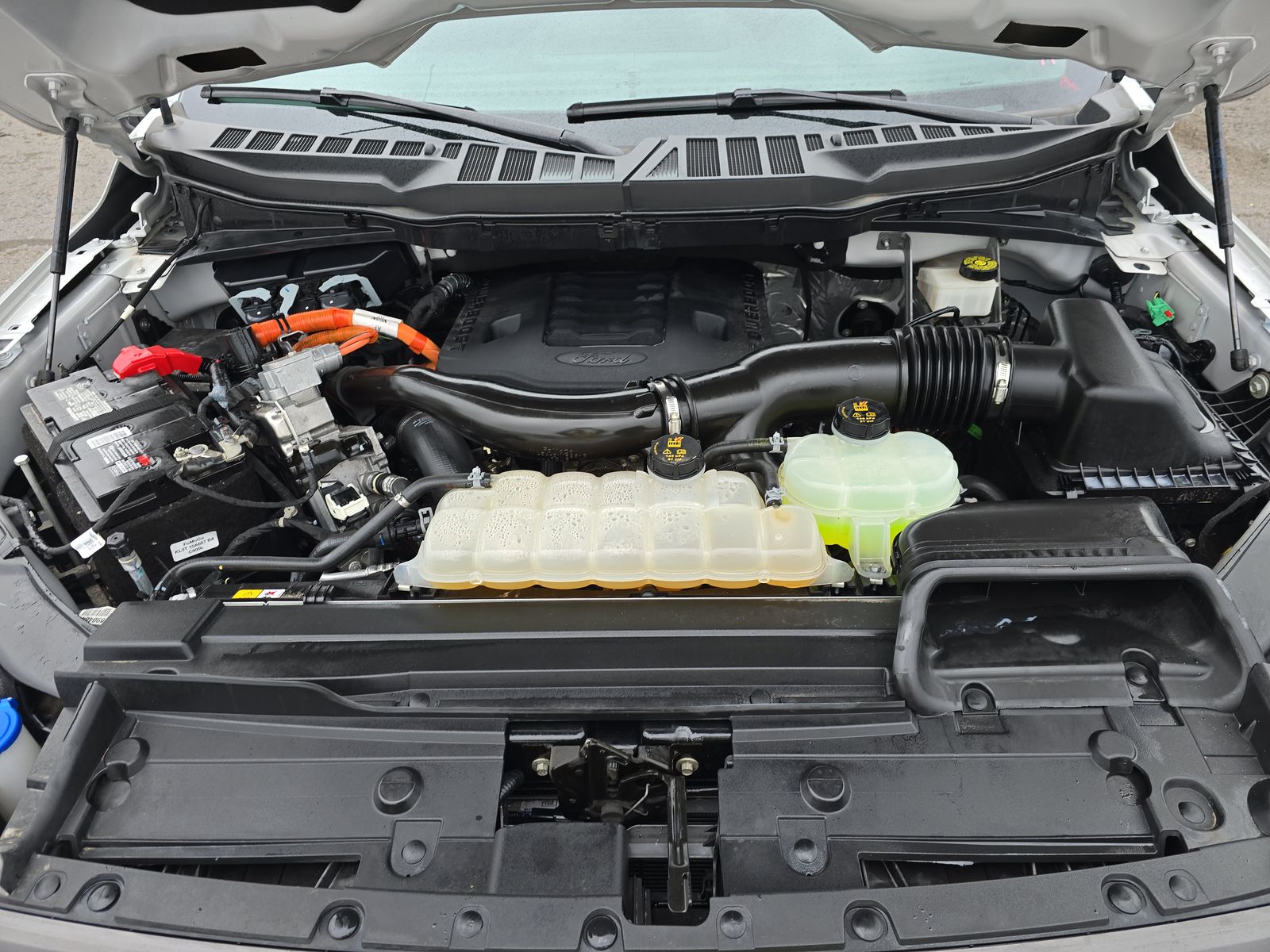 2023 Ford F-150 Hybrid XLT AWD