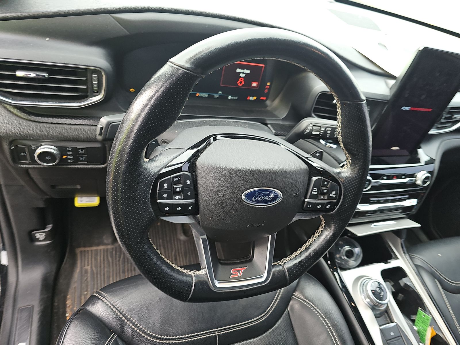 2022 Ford Explorer ST AWD