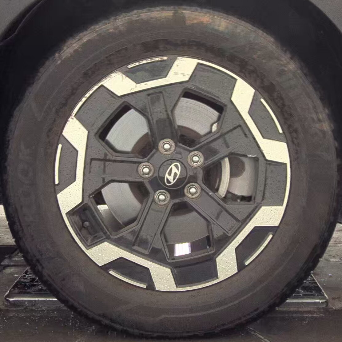 2025 Hyundai Santa Fe SE FWD