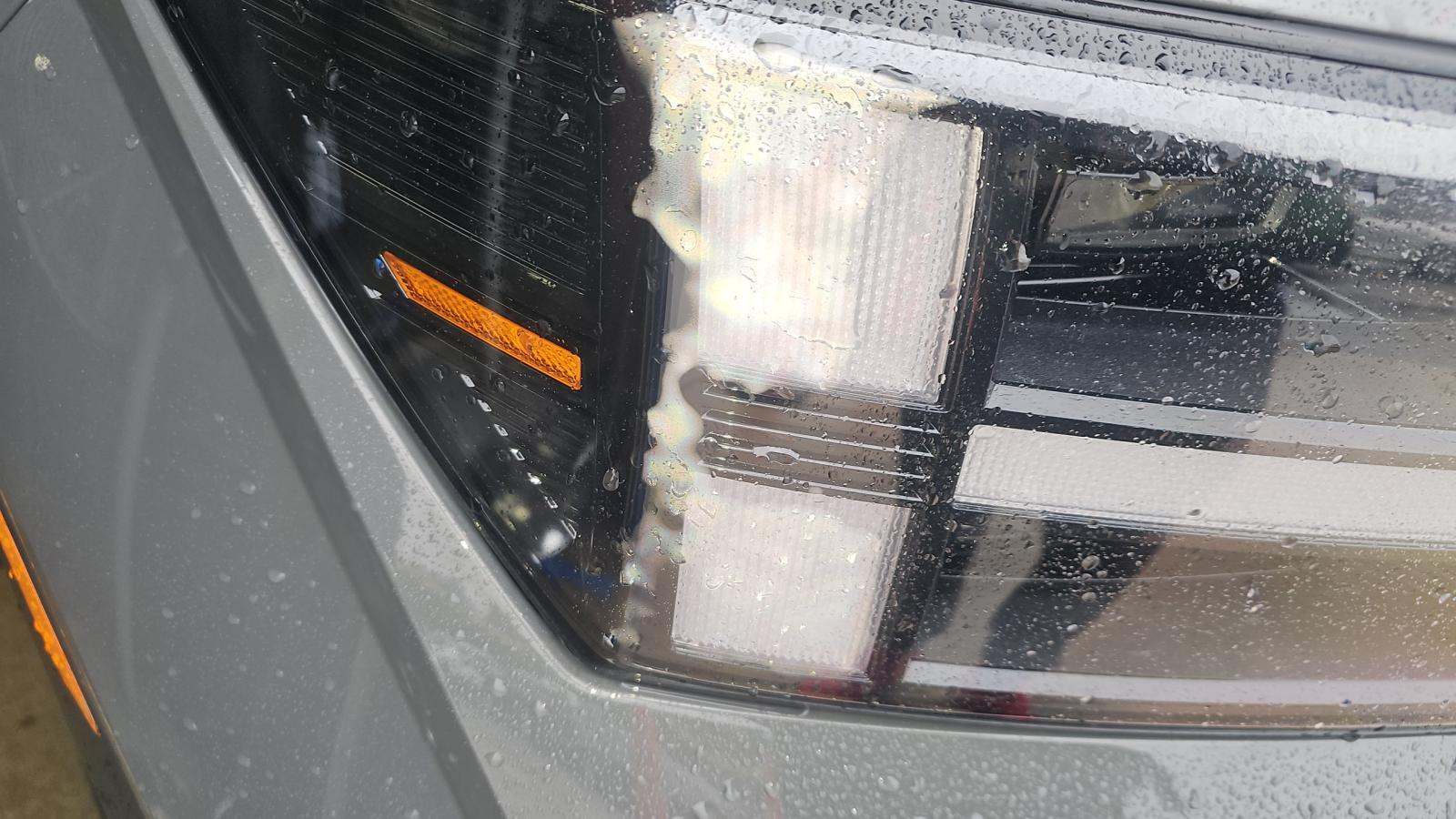 2025 Hyundai Santa Fe SE FWD