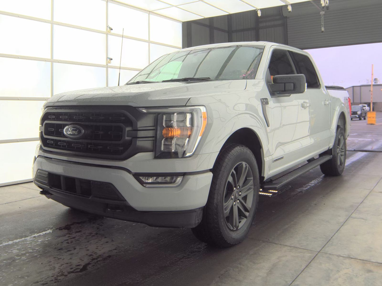 2023 Ford F-150 Hybrid XLT AWD