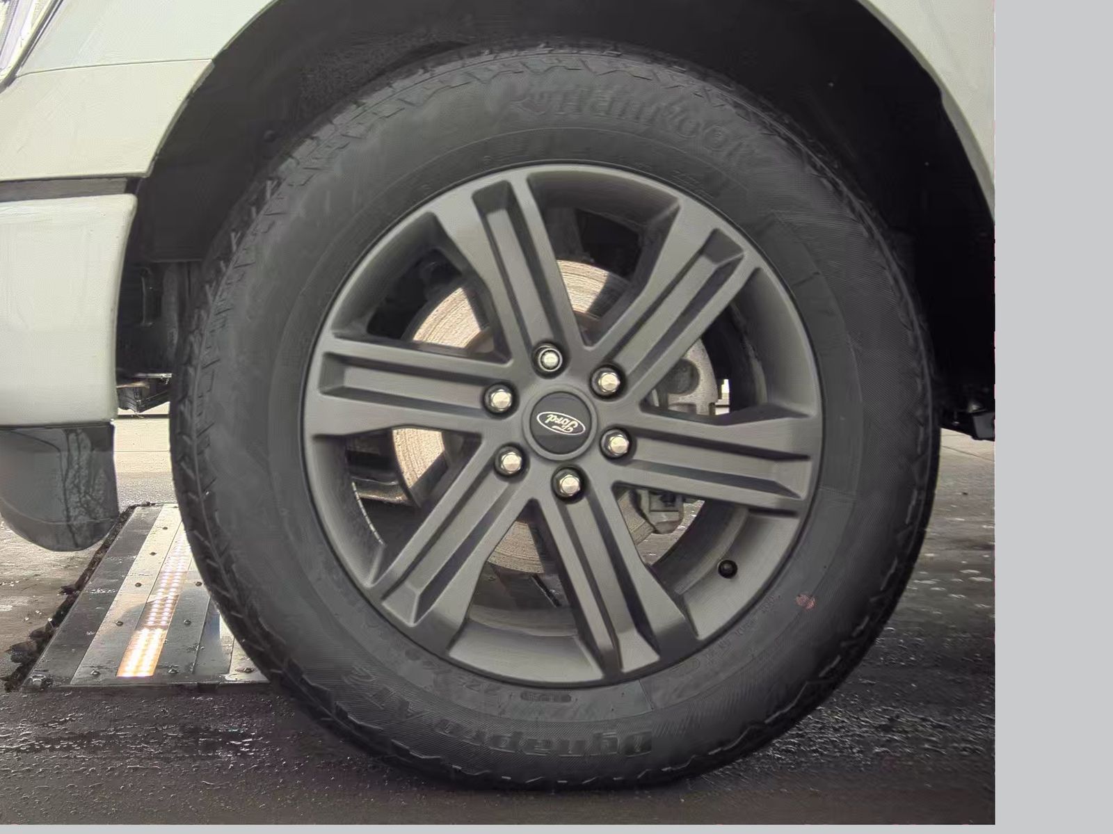 2023 Ford F-150 Hybrid XLT AWD