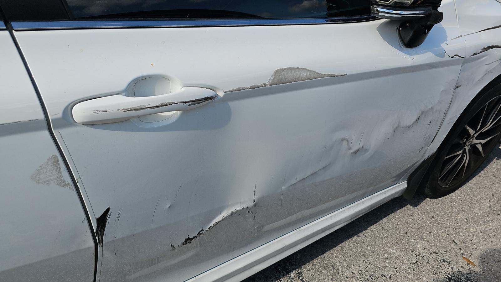 2023 Toyota Camry SE FWD