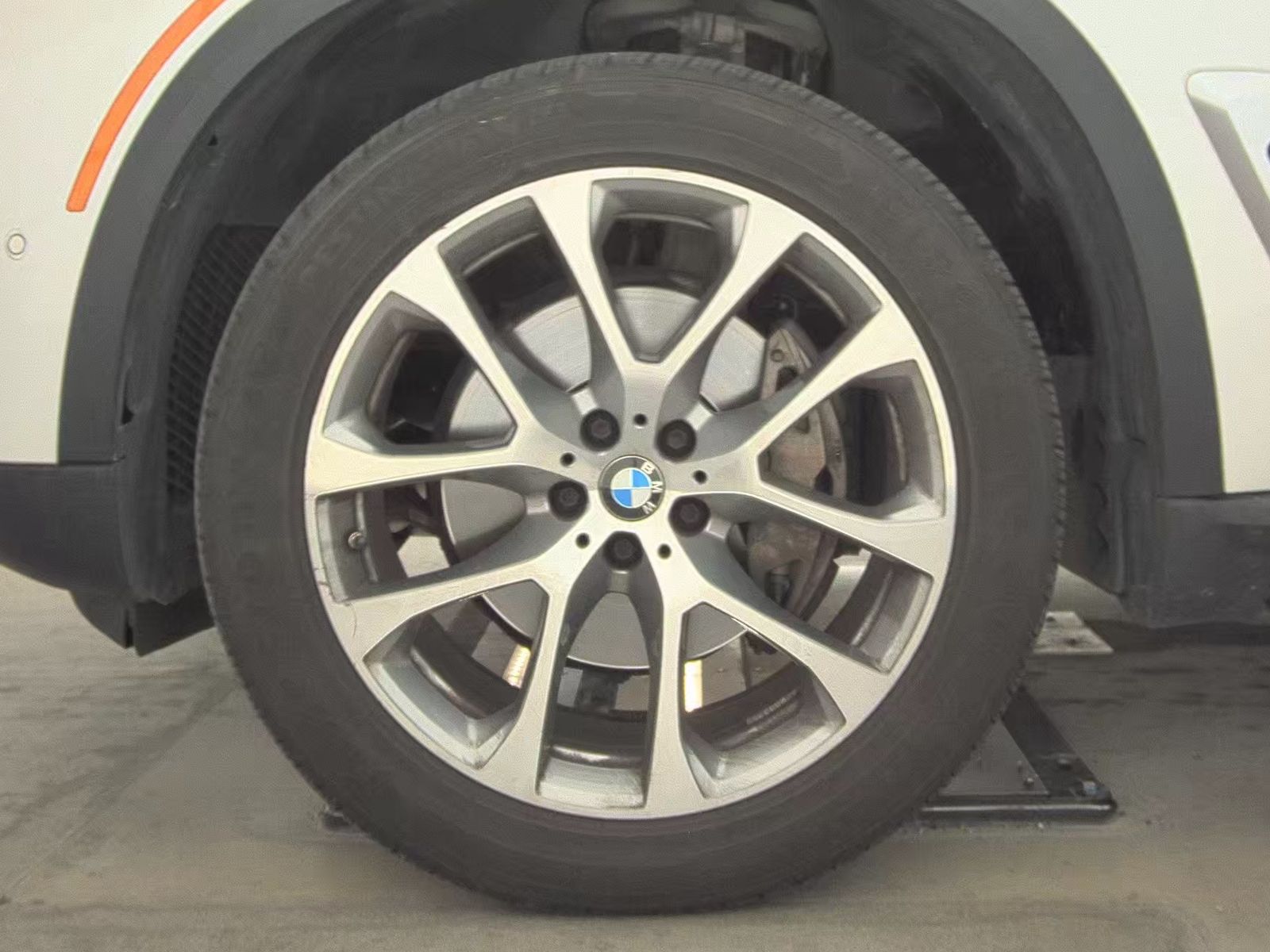 2024 BMW X5 xDrive40i AWD