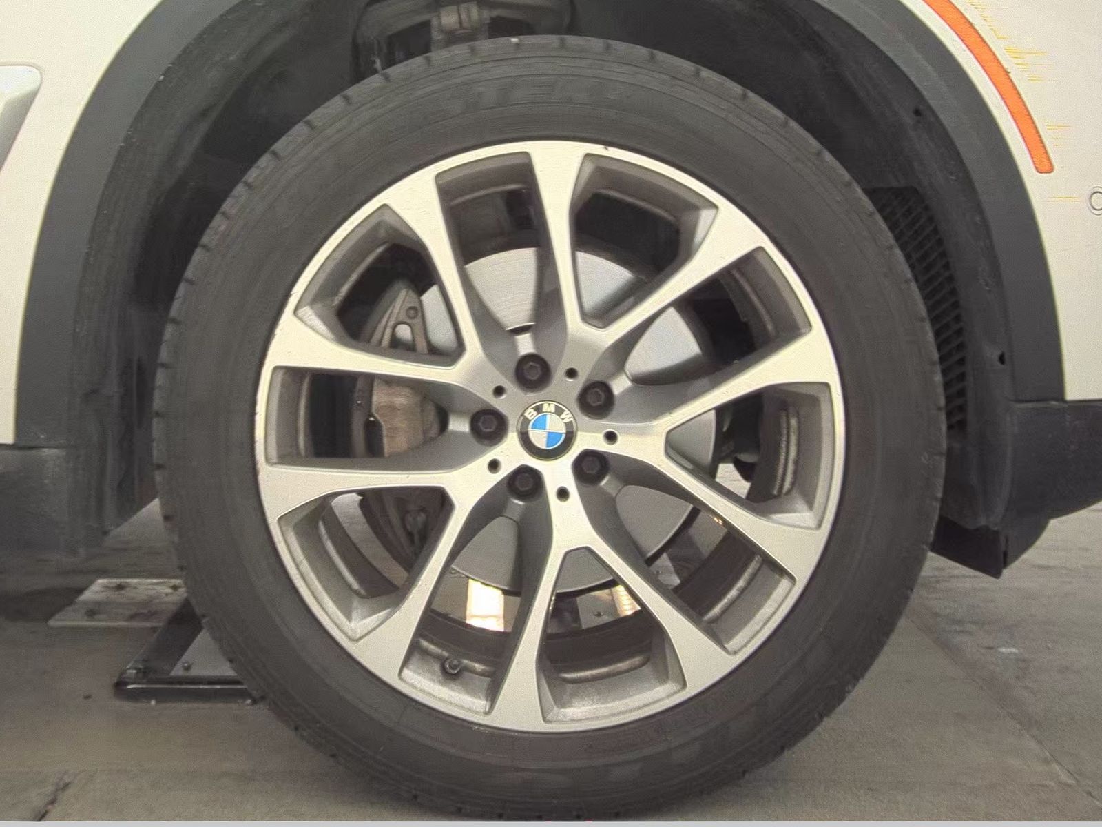 2024 BMW X5 xDrive40i AWD