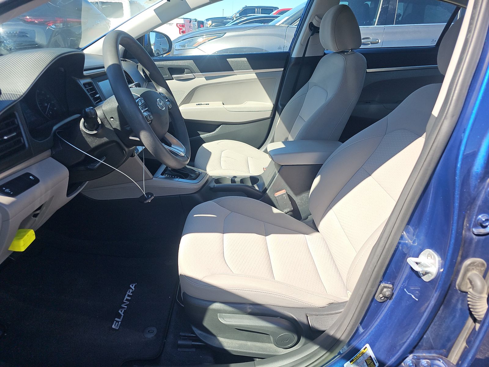 2019 Hyundai Elantra SE FWD