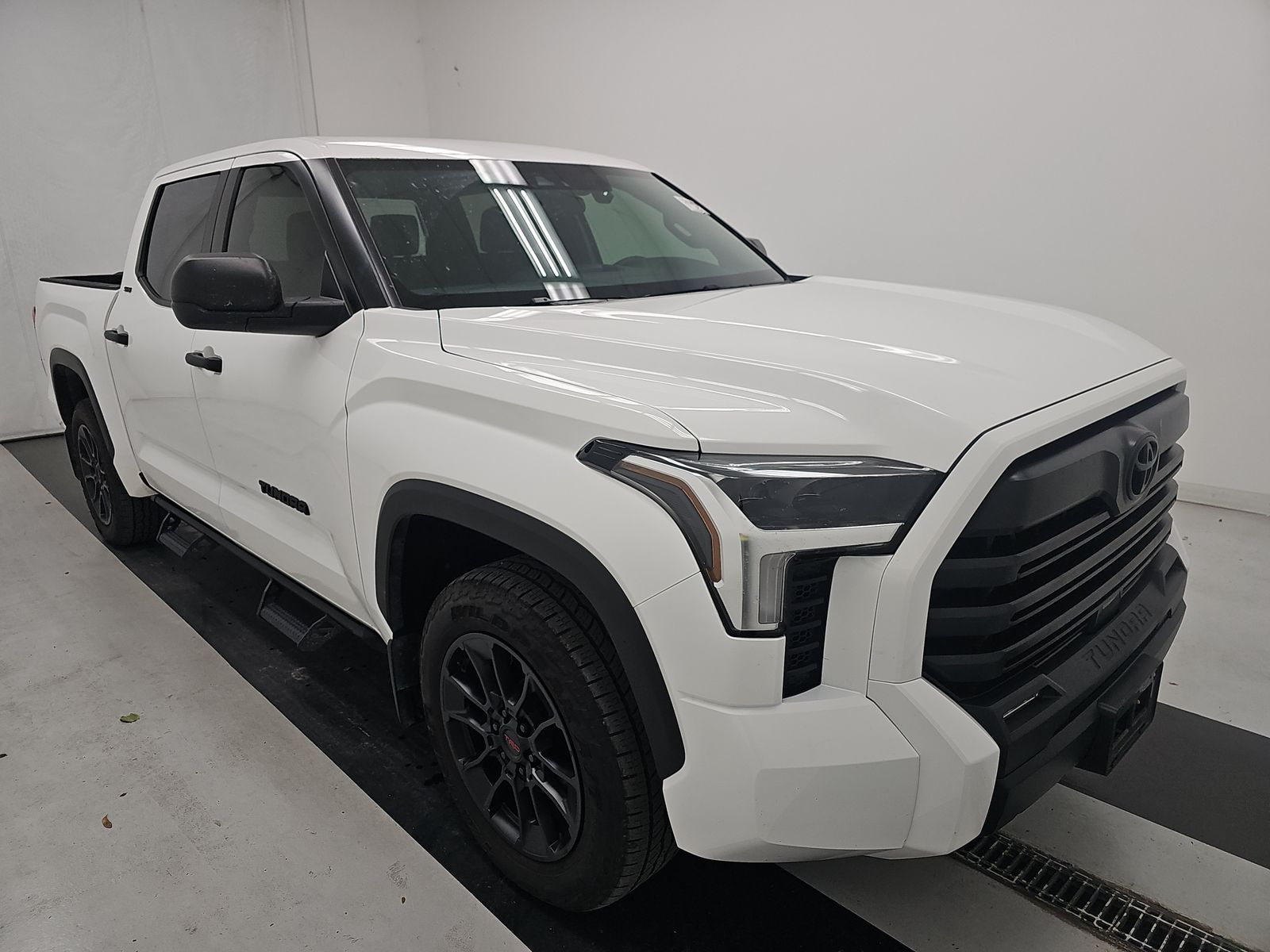 2025 Toyota Tundra SR5 RWD