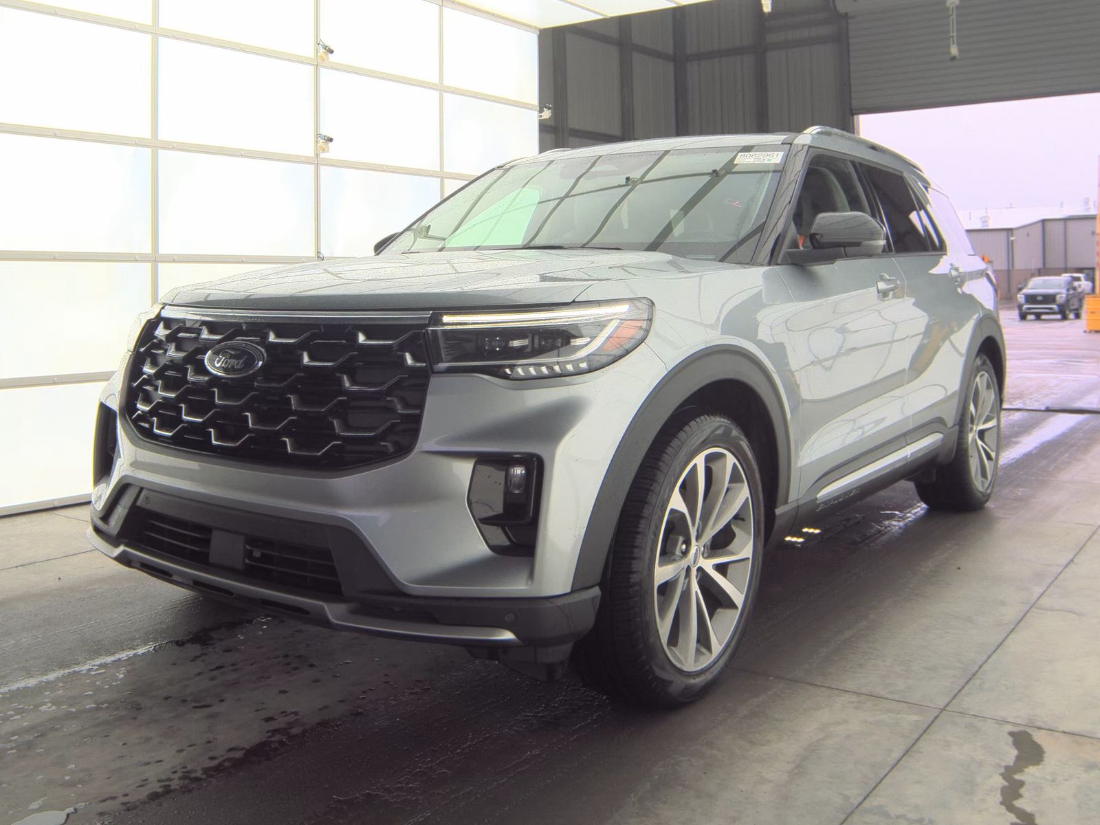 2025 Ford Explorer Platinum RWD