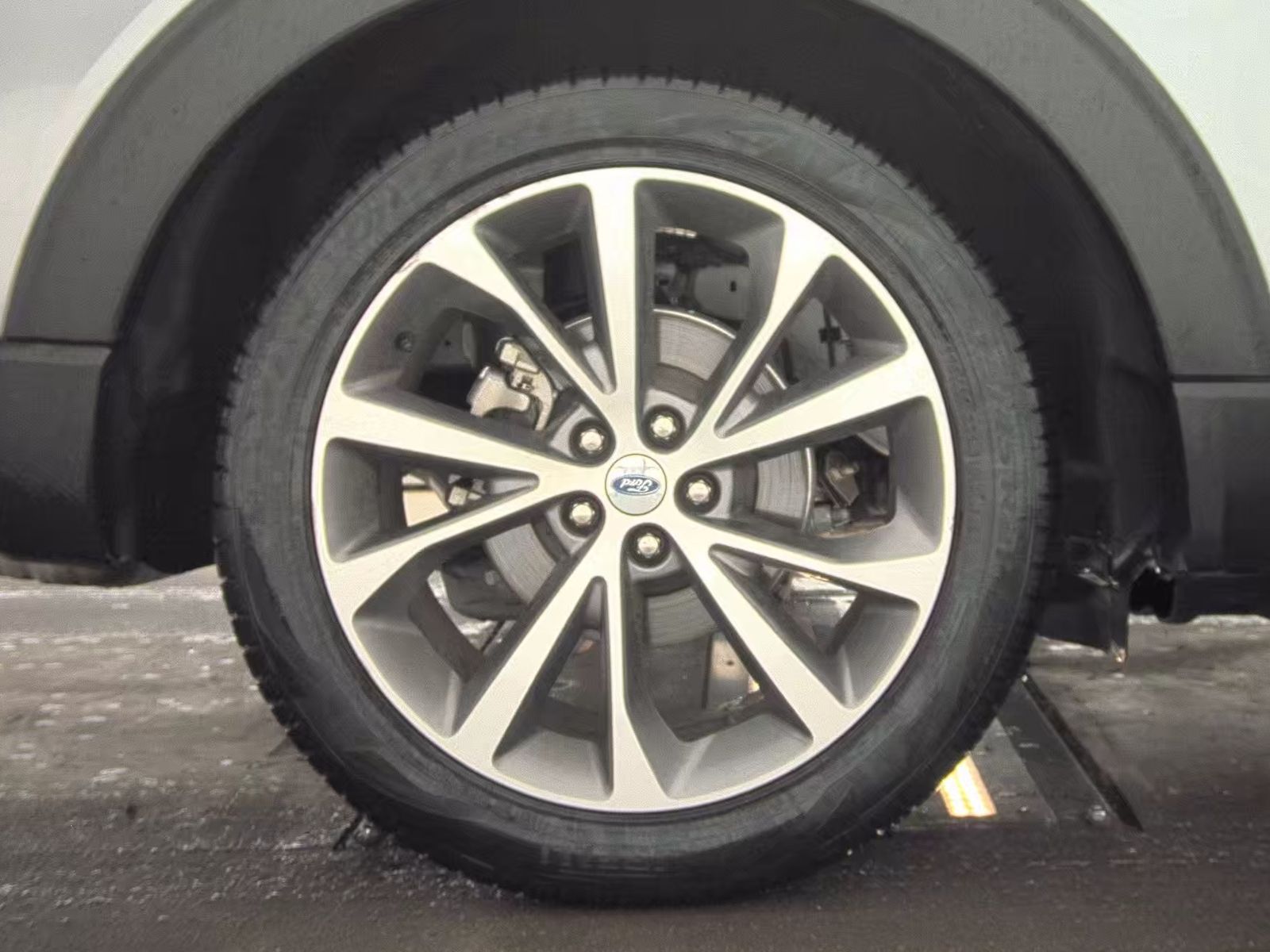 2025 Ford Explorer Platinum RWD