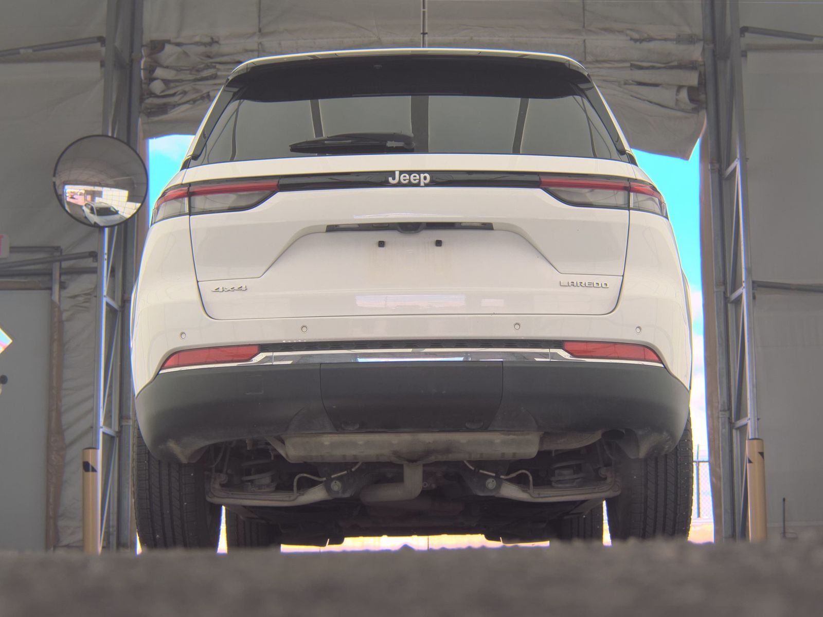 2024 Jeep Grand Cherokee Laredo AWD