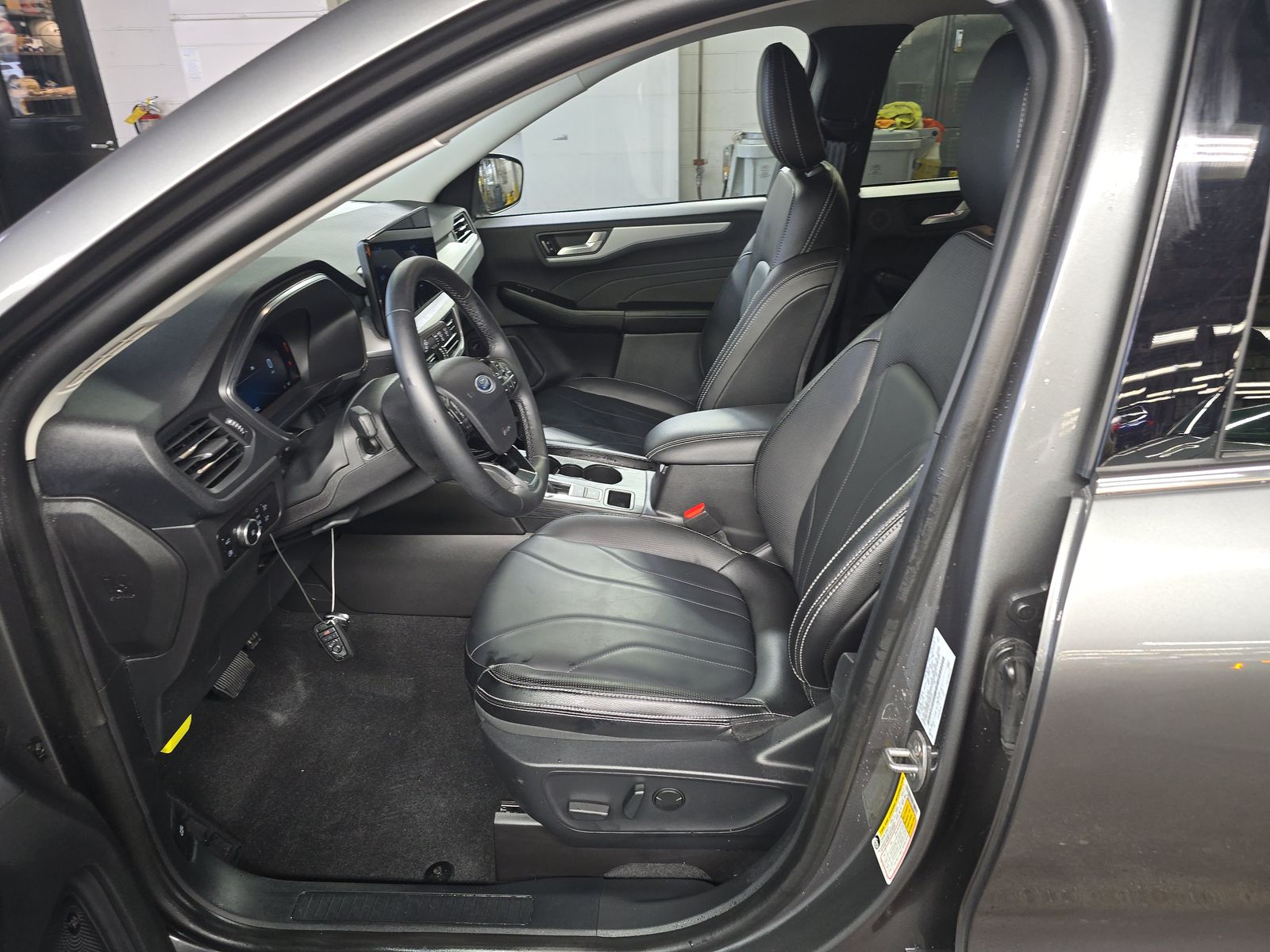 2025 Ford Escape Hybrid Platinum AWD