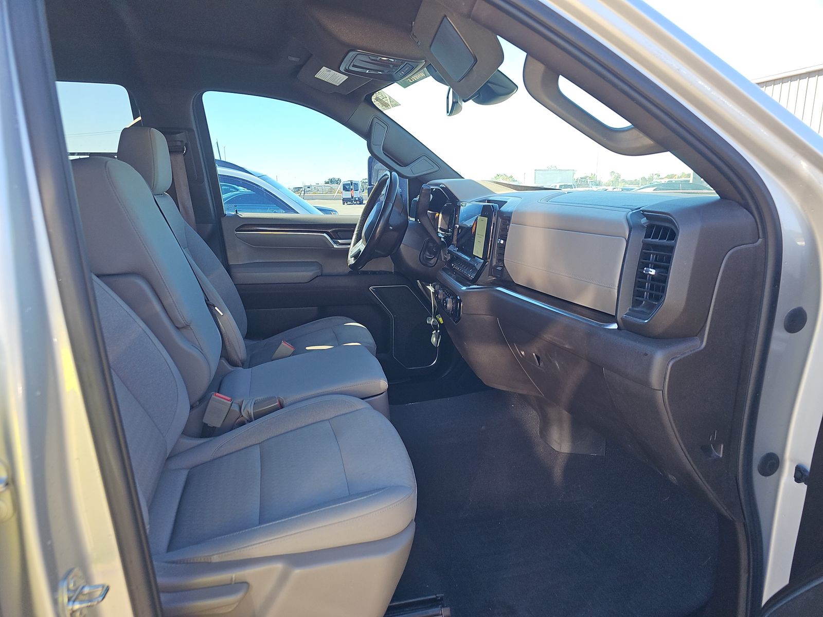 2022 Chevrolet Silverado 1500 LT AWD