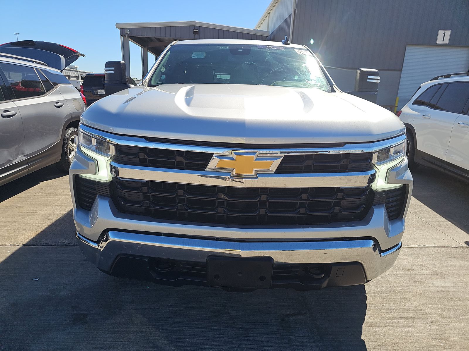 2022 Chevrolet Silverado 1500 LT AWD