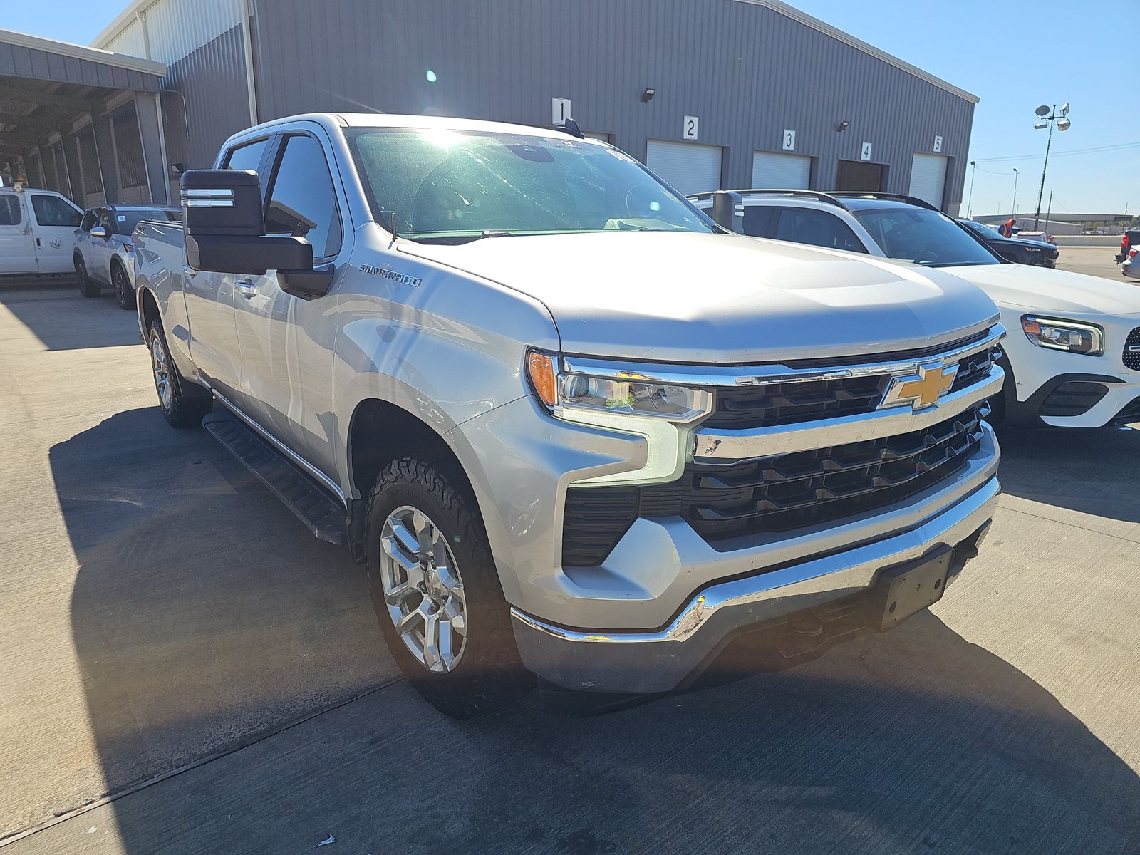 2022 Chevrolet Silverado 1500 LT AWD