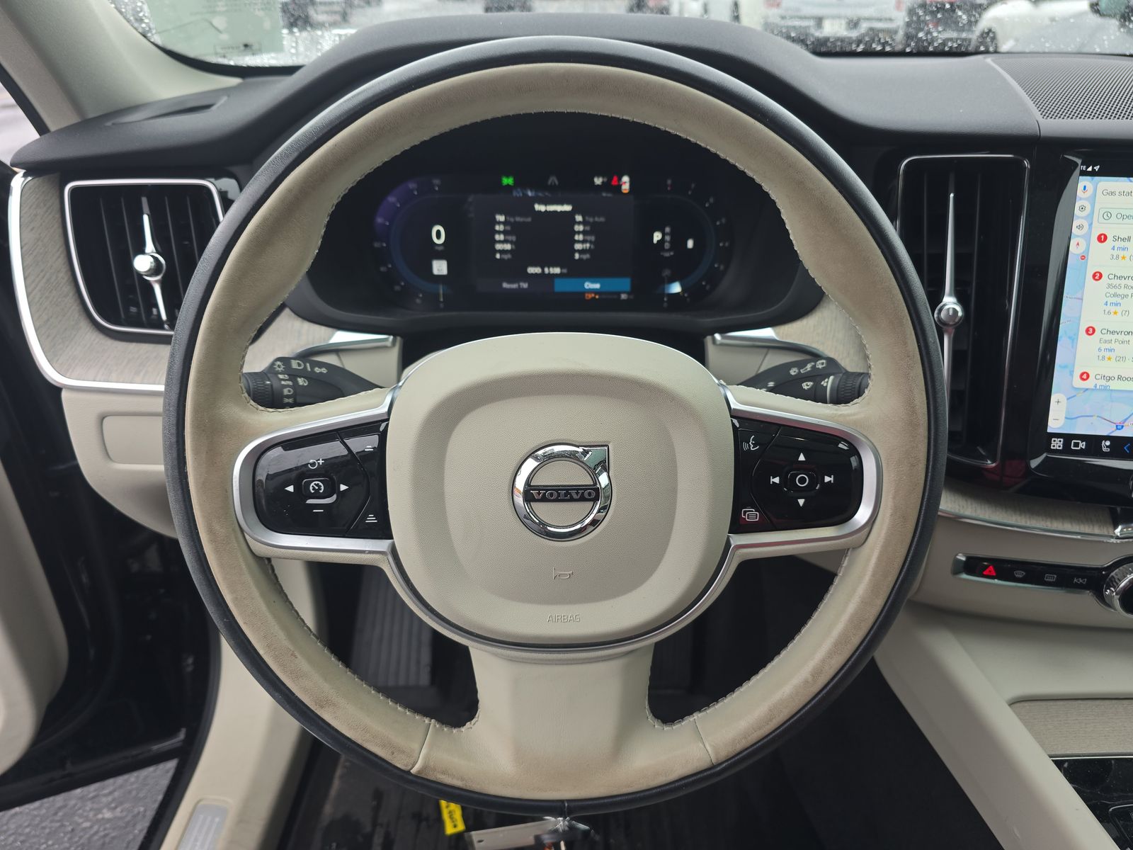 2023 Volvo XC60 B5 Plus FWD