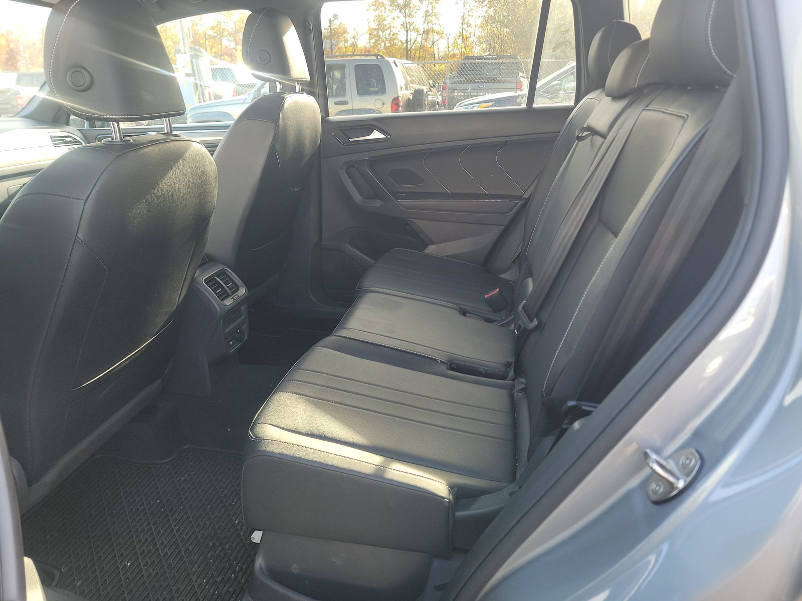 2023 Volkswagen Tiguan 2.0T SE R-Line Black AWD