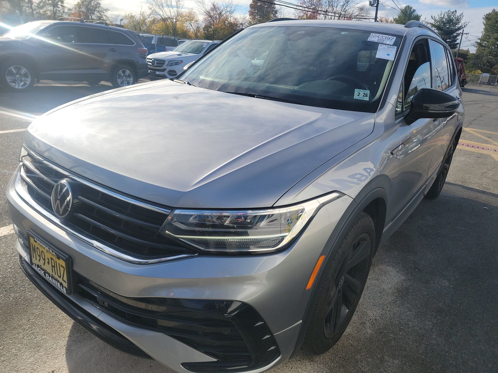 2023 Volkswagen Tiguan 2.0T SE R-Line Black AWD