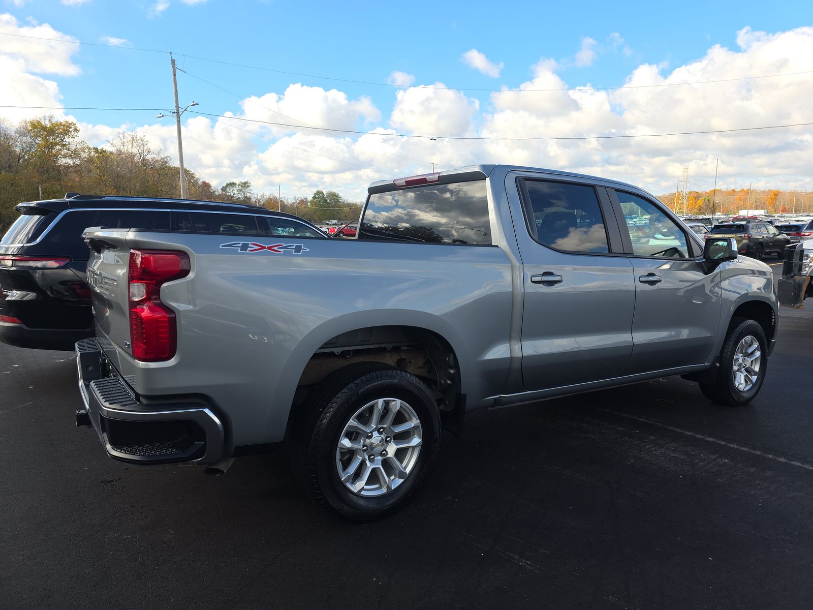 2024 Chevrolet Silverado 1500 LT AWD