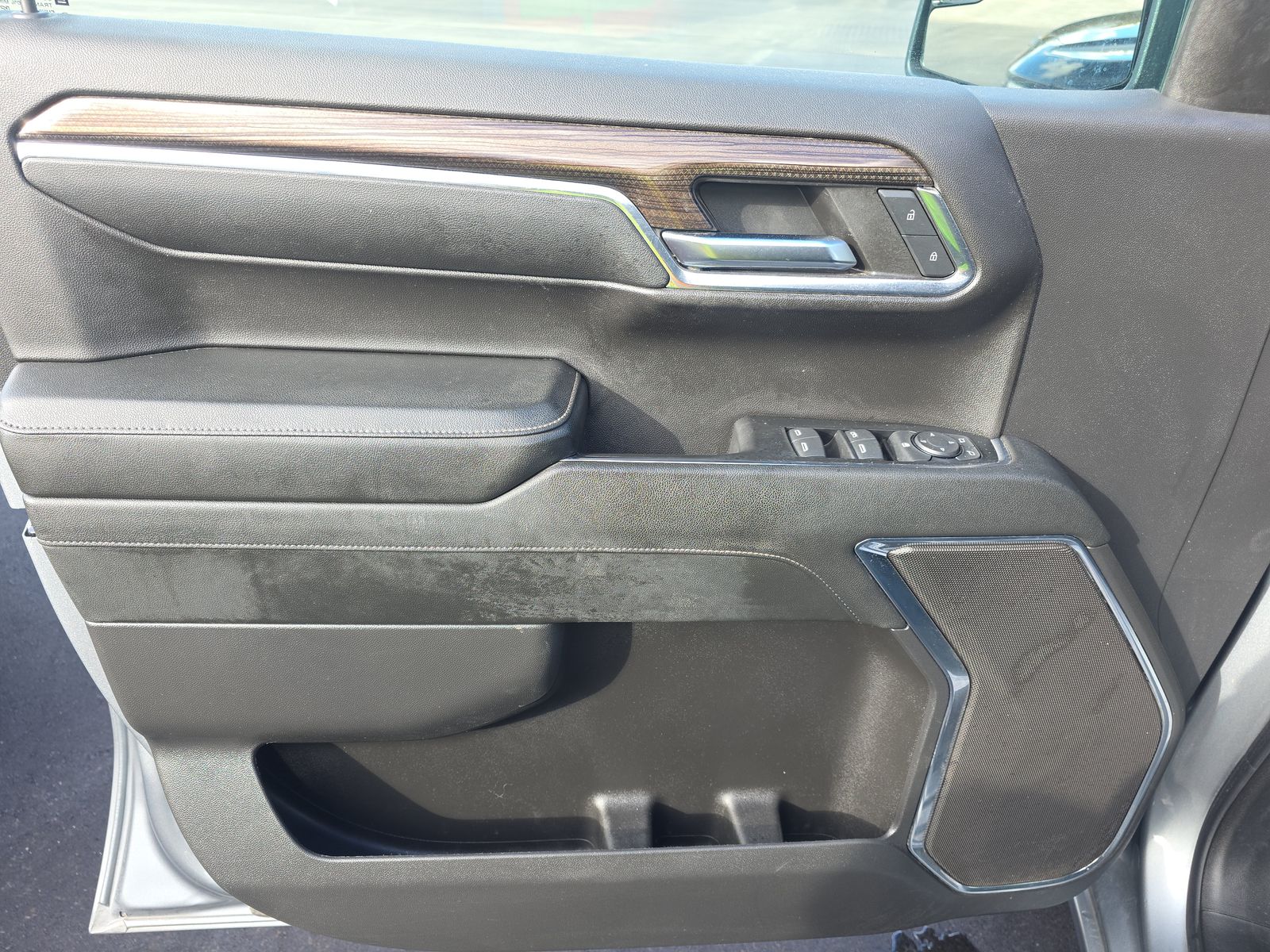 2024 Chevrolet Silverado 1500 LT AWD