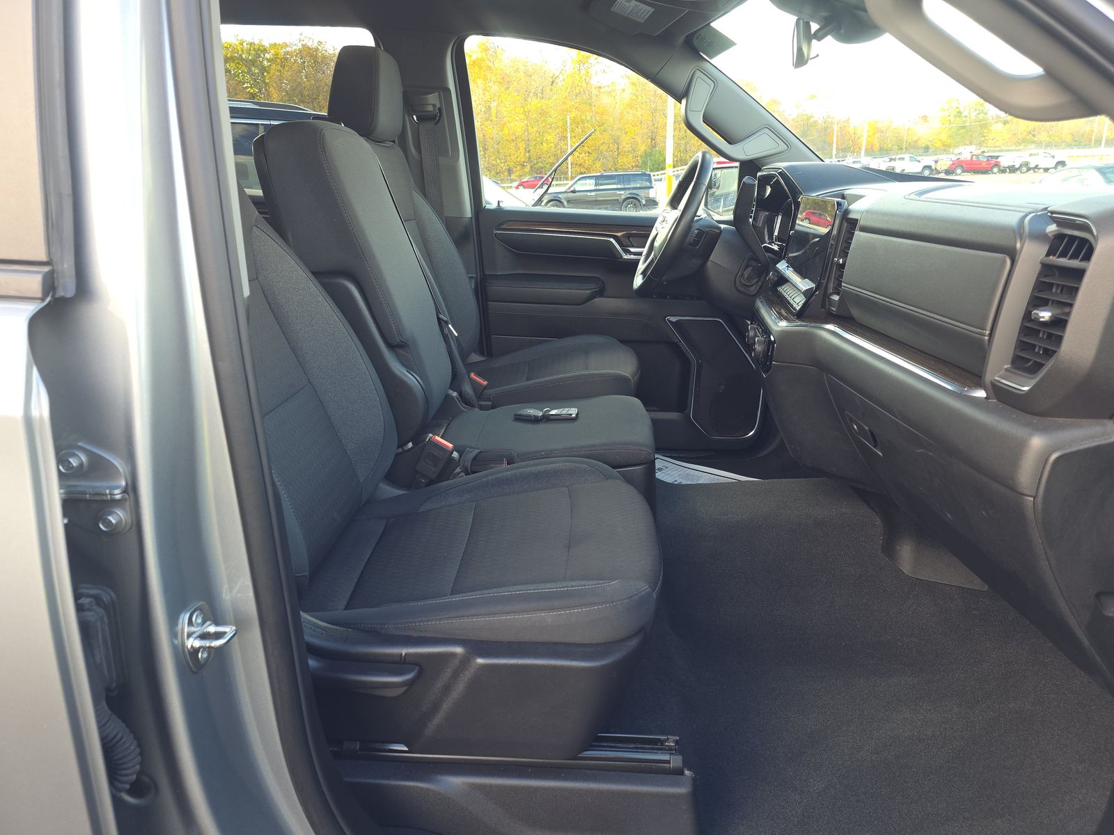 2024 Chevrolet Silverado 1500 LT AWD