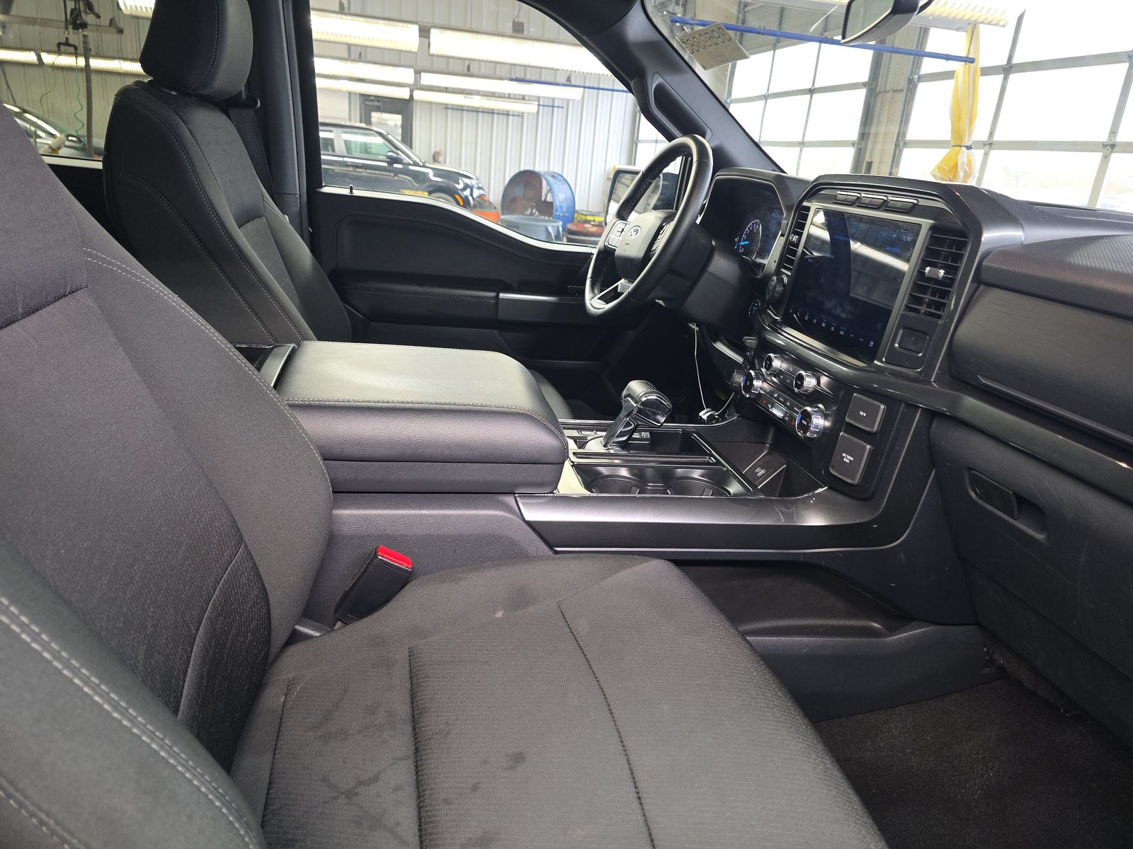 2023 Ford F-150 Hybrid XLT AWD