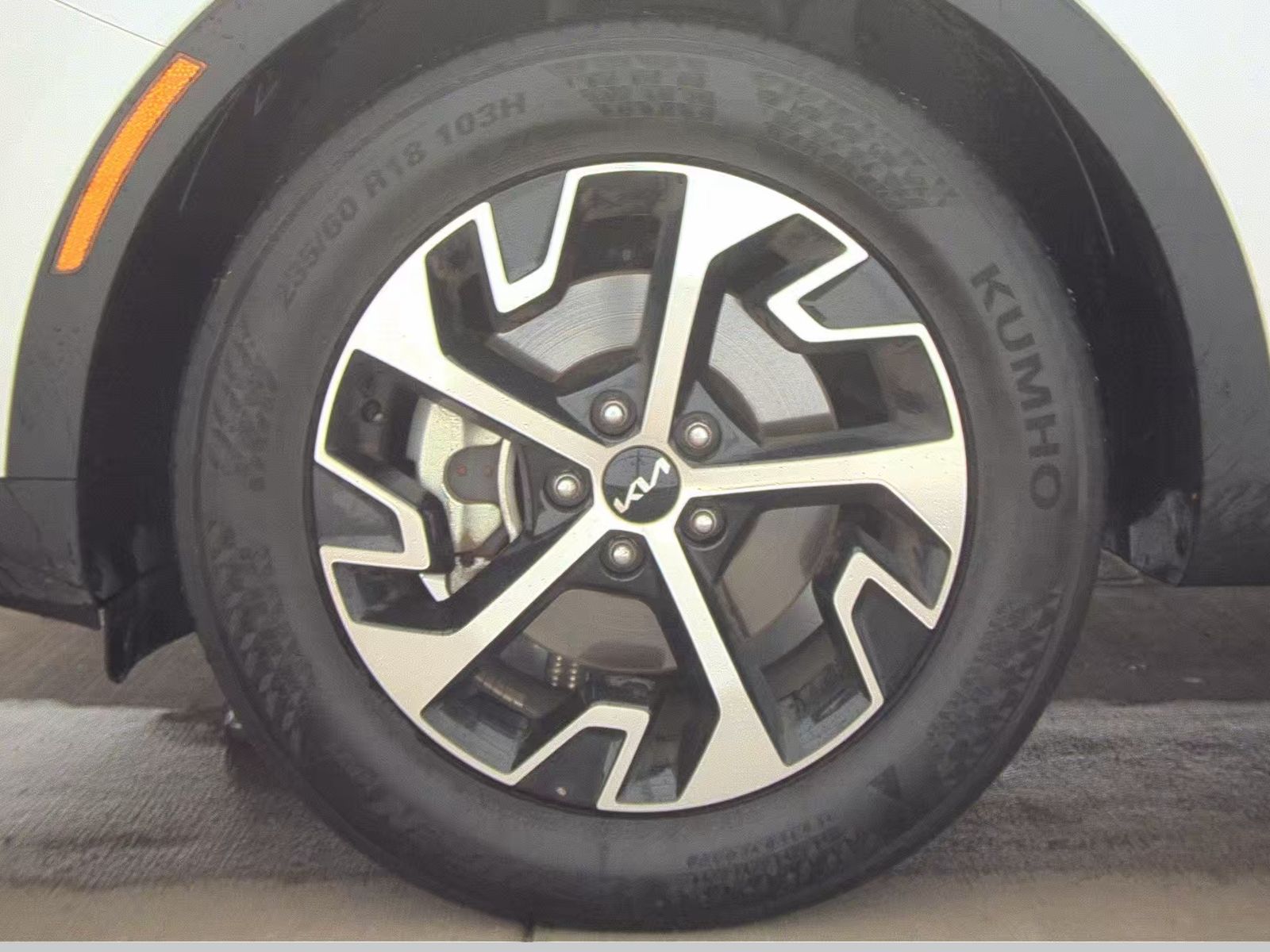 2025 Kia Sportage EX FWD