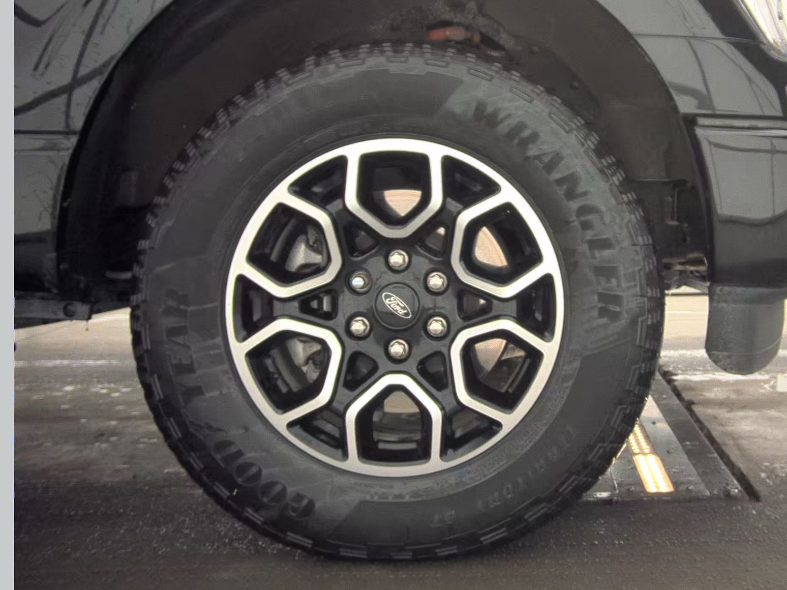 2023 Ford F-150 Hybrid XLT AWD