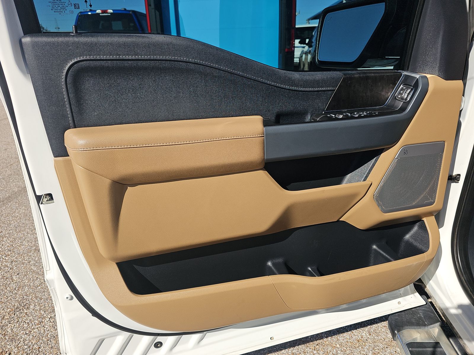 2023 Ford F-150 Hybrid Lariat AWD