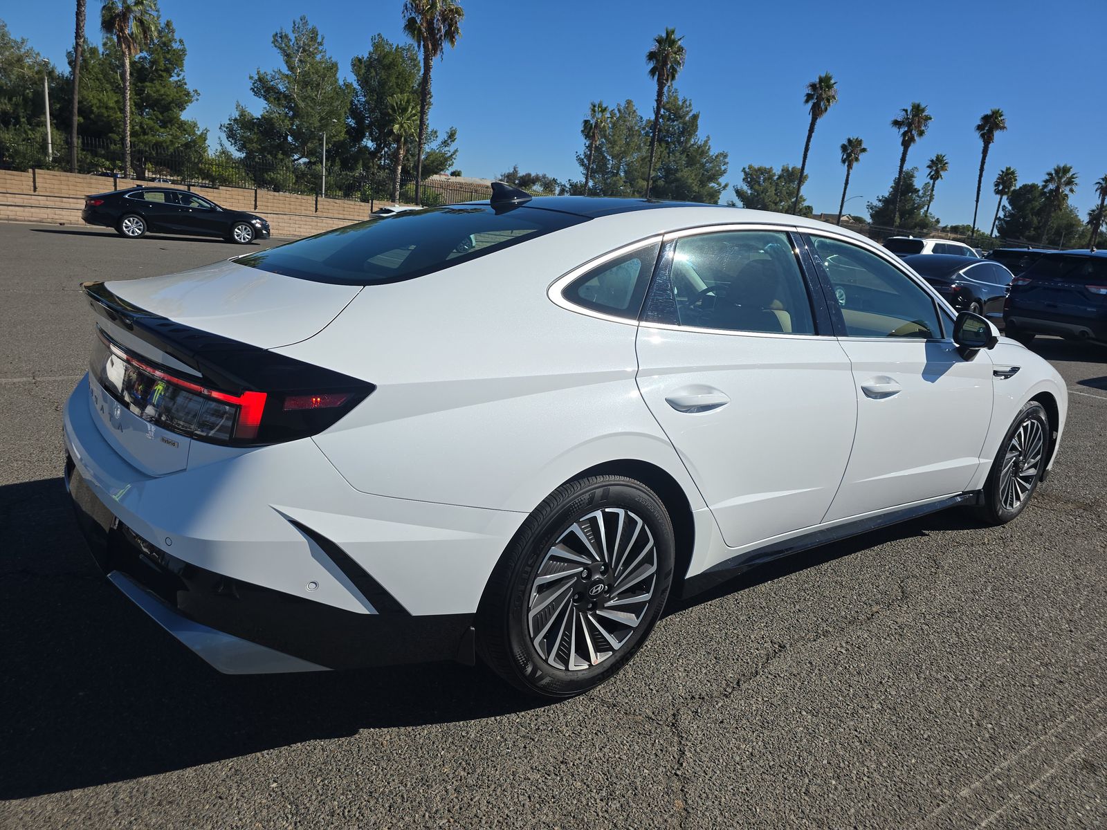 2025 Hyundai Sonata Hybrid Limited FWD