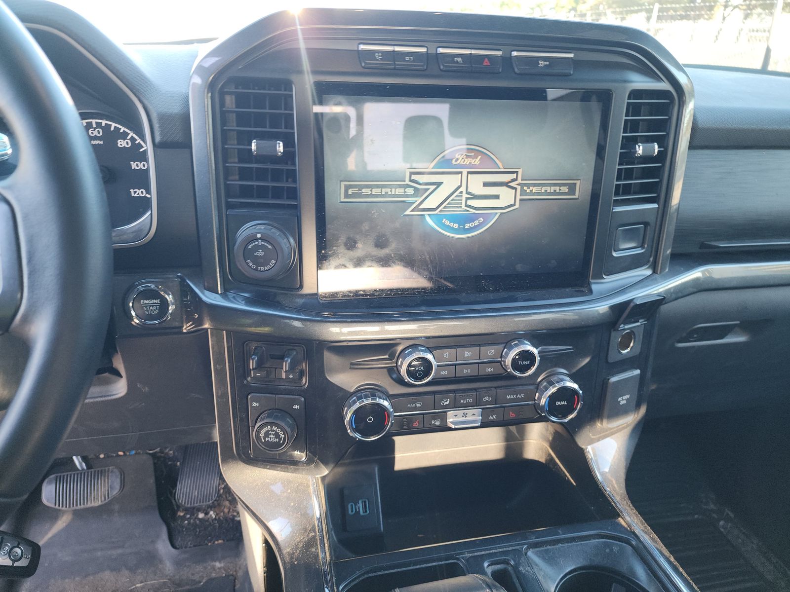 2023 Ford F-150 Hybrid XLT AWD