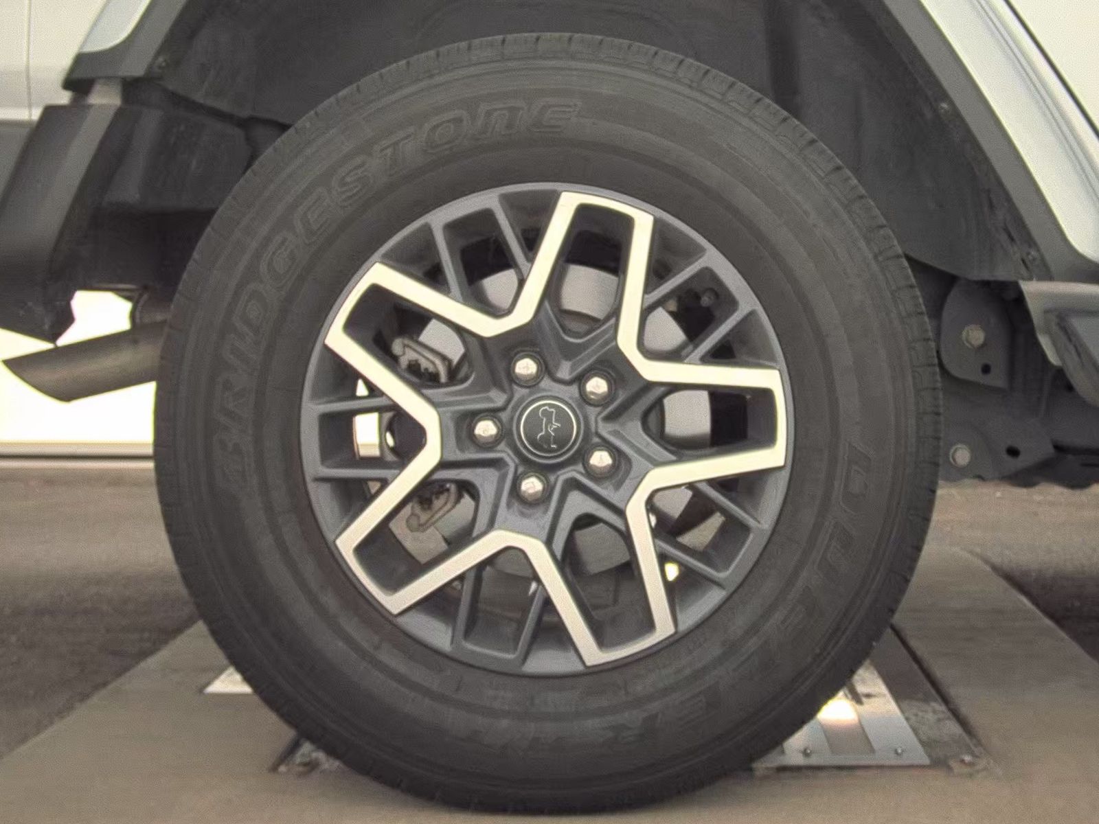 2024 Jeep Wrangler Sahara AWD