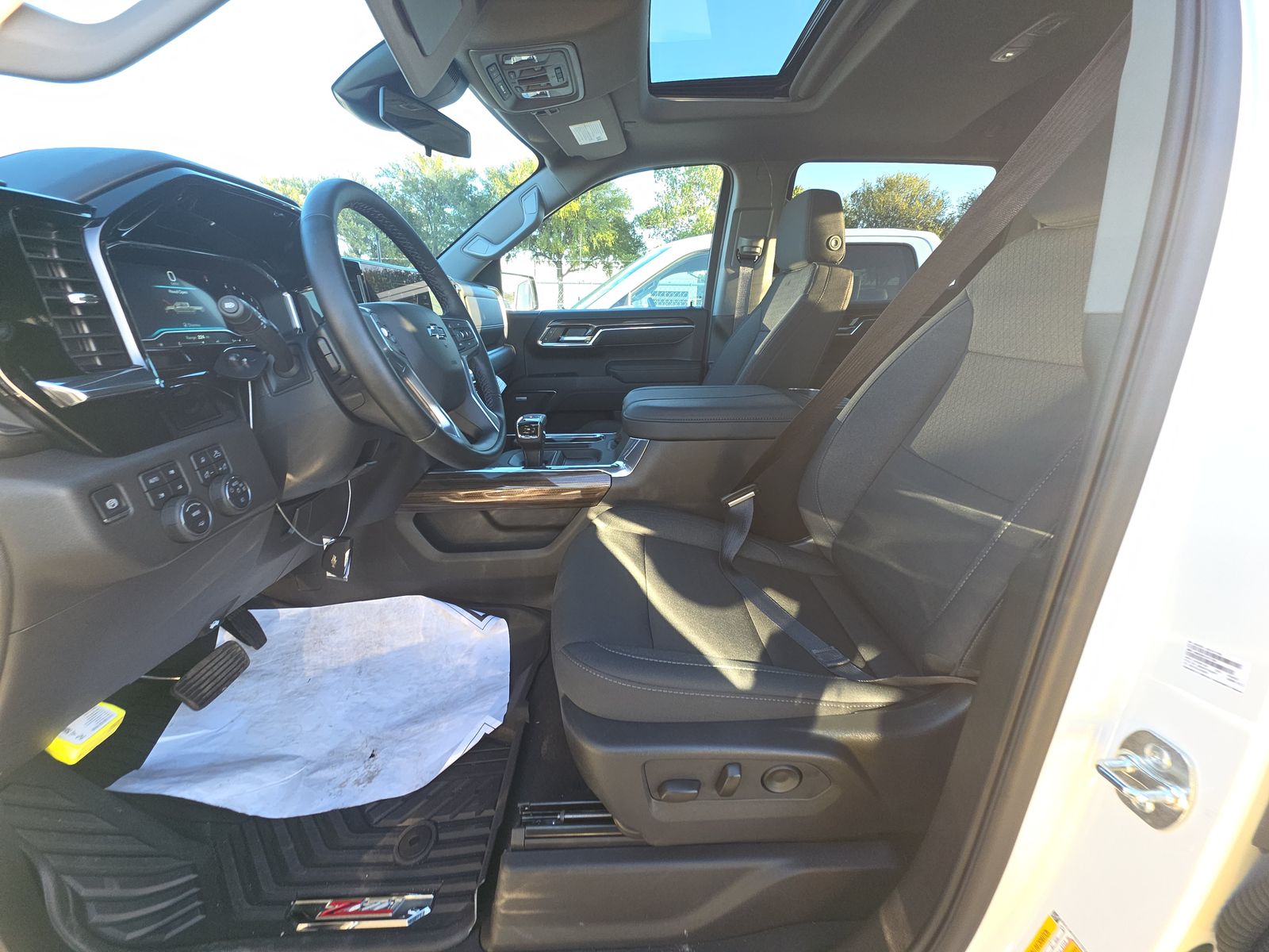 2025 Chevrolet Silverado 1500 LT Trail Boss AWD