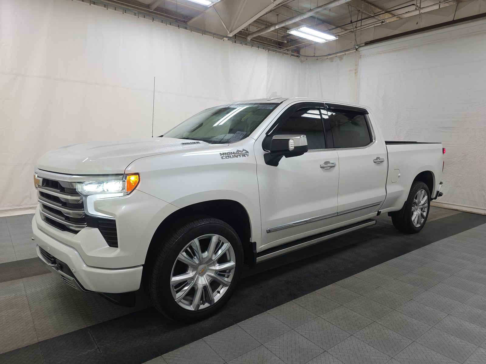 2024 Chevrolet Silverado 1500 High Country AWD
