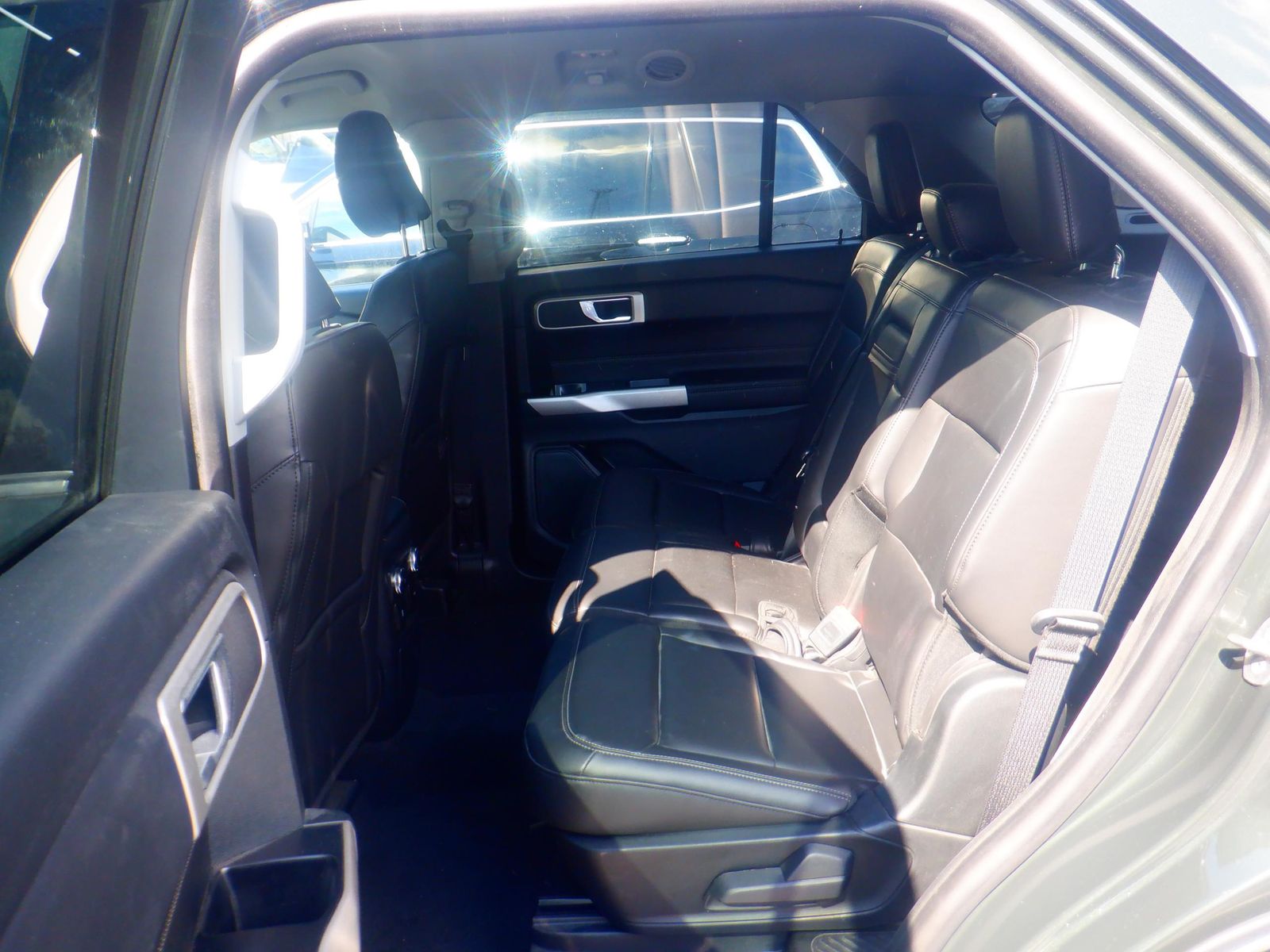 2022 Ford Explorer XLT AWD