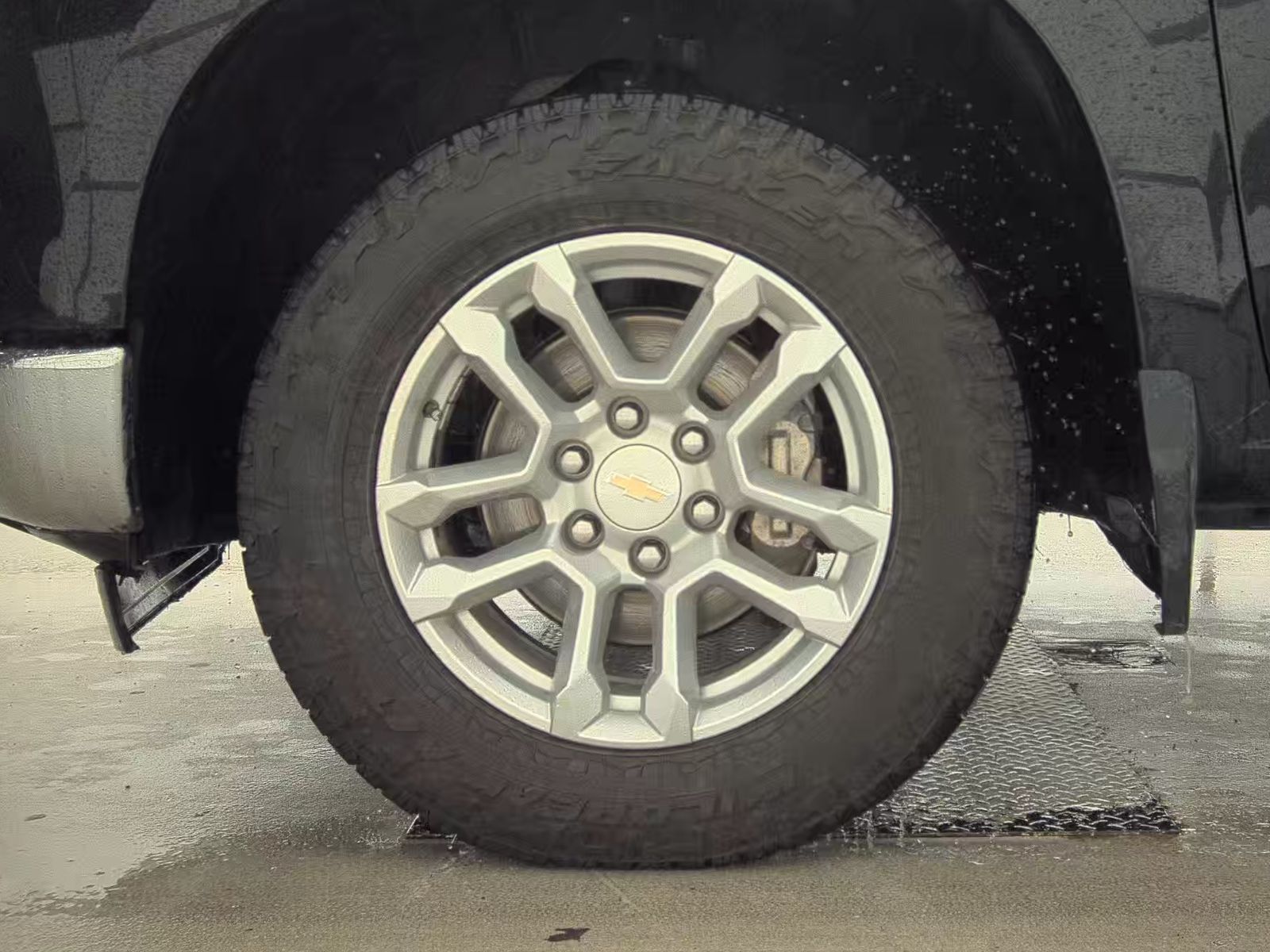 2023 Chevrolet Silverado 1500 LT AWD