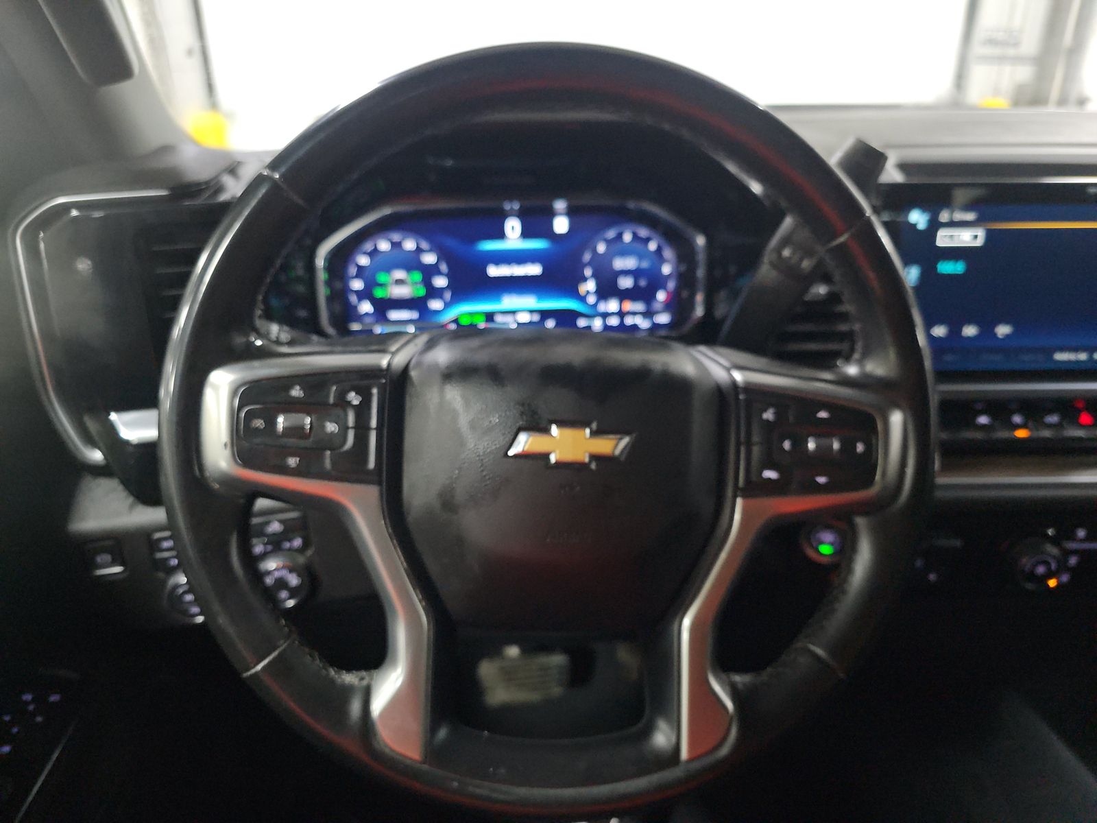 2023 Chevrolet Silverado 1500 LT AWD