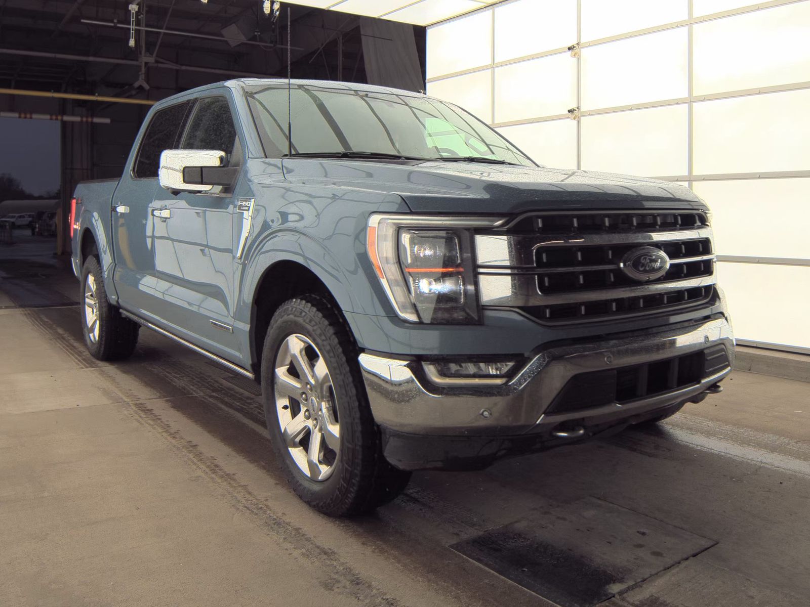 2023 Ford F-150 Hybrid Lariat AWD