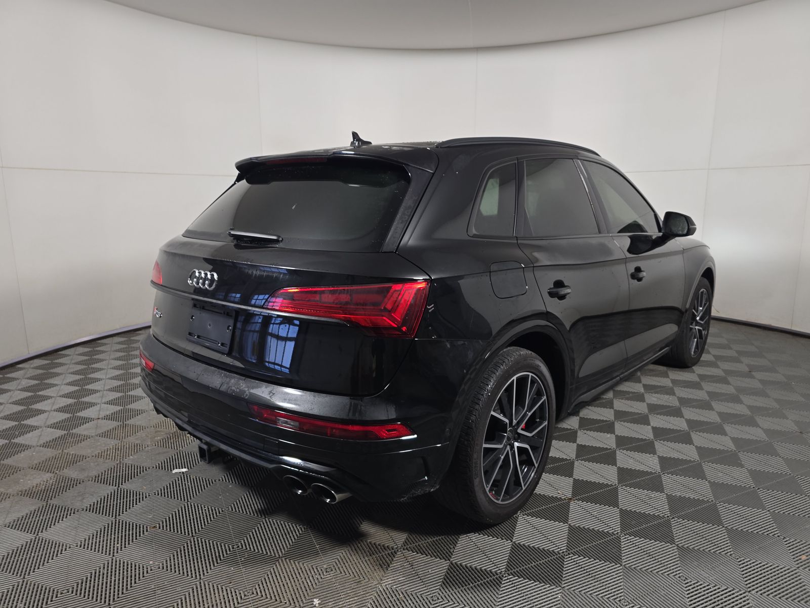2023 Audi SQ5 Prestige AWD