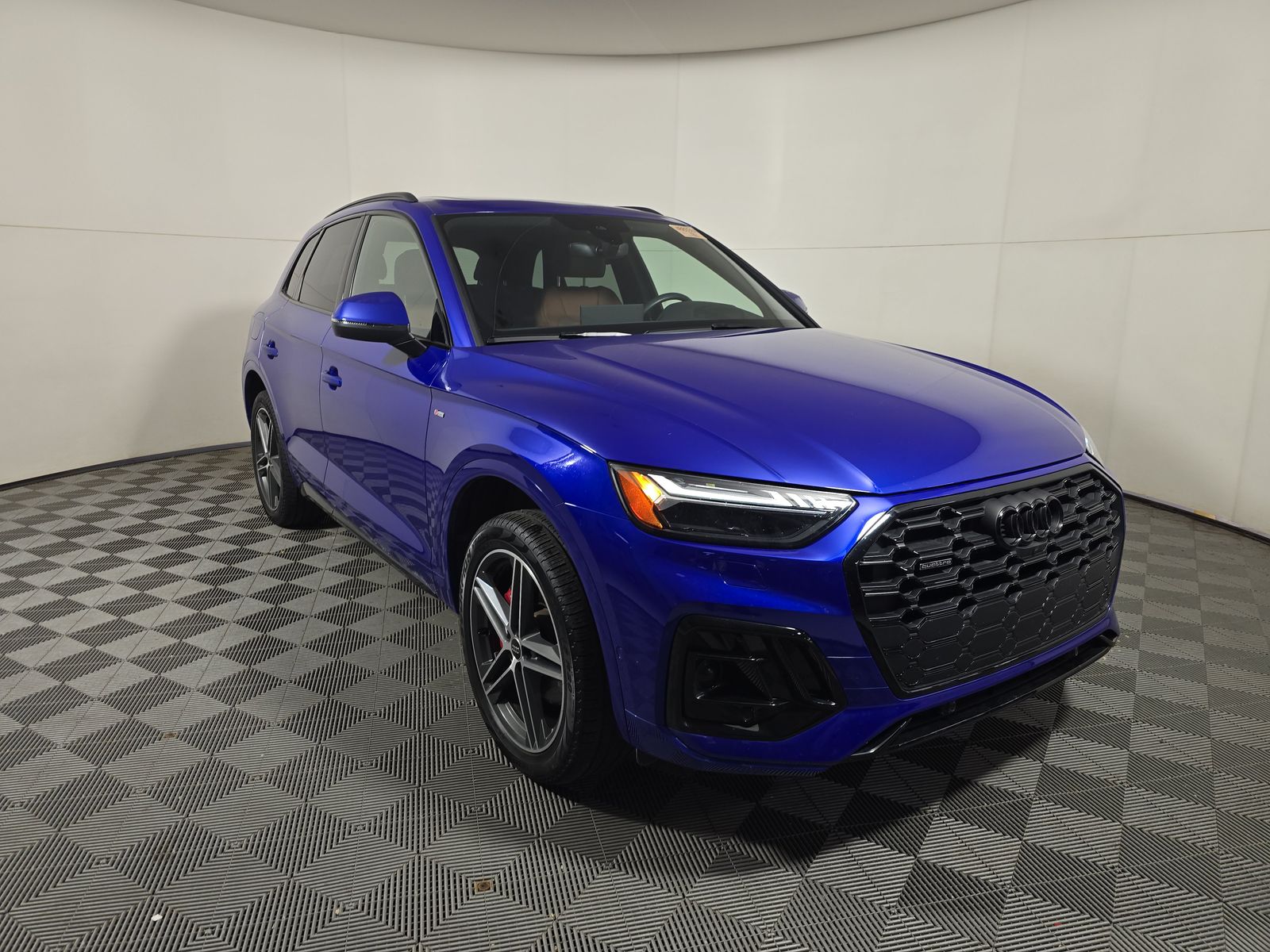 2024 Audi Q5 e Plug-In Hybrid S line Prestige AWD
