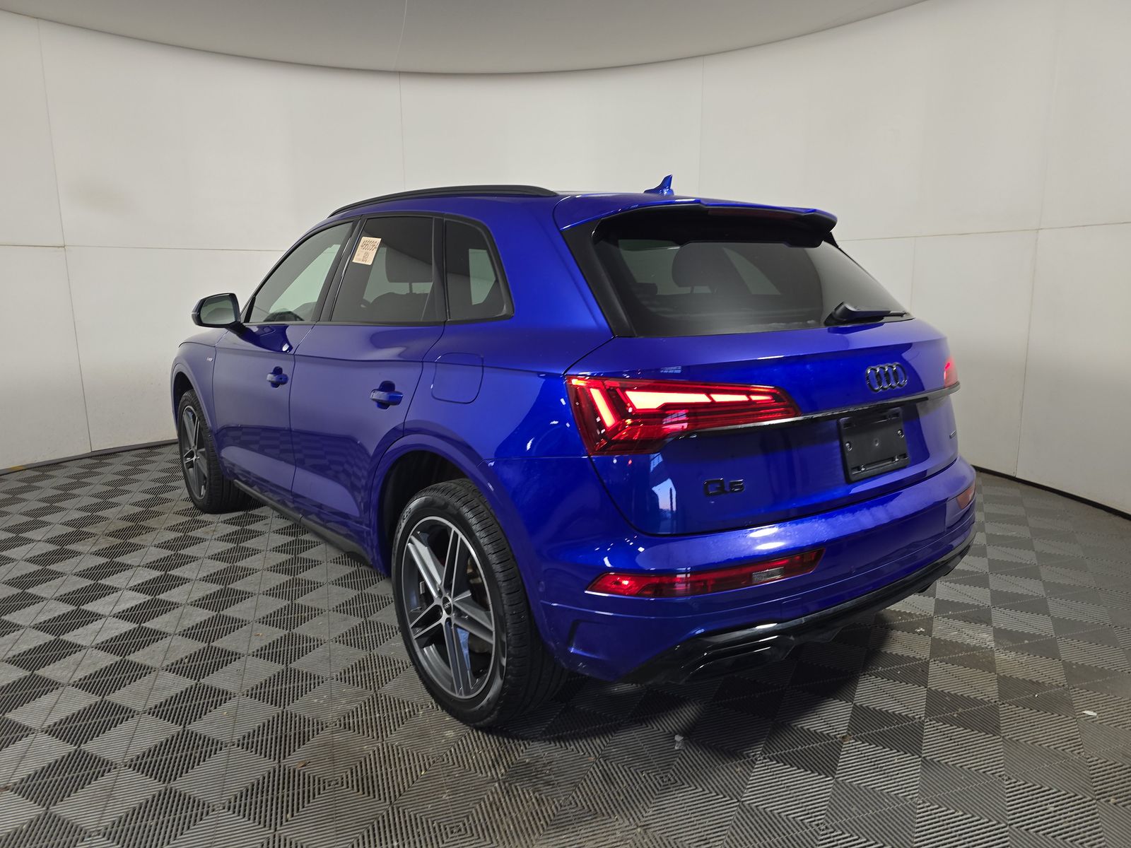 2024 Audi Q5 e Plug-In Hybrid S line Prestige AWD