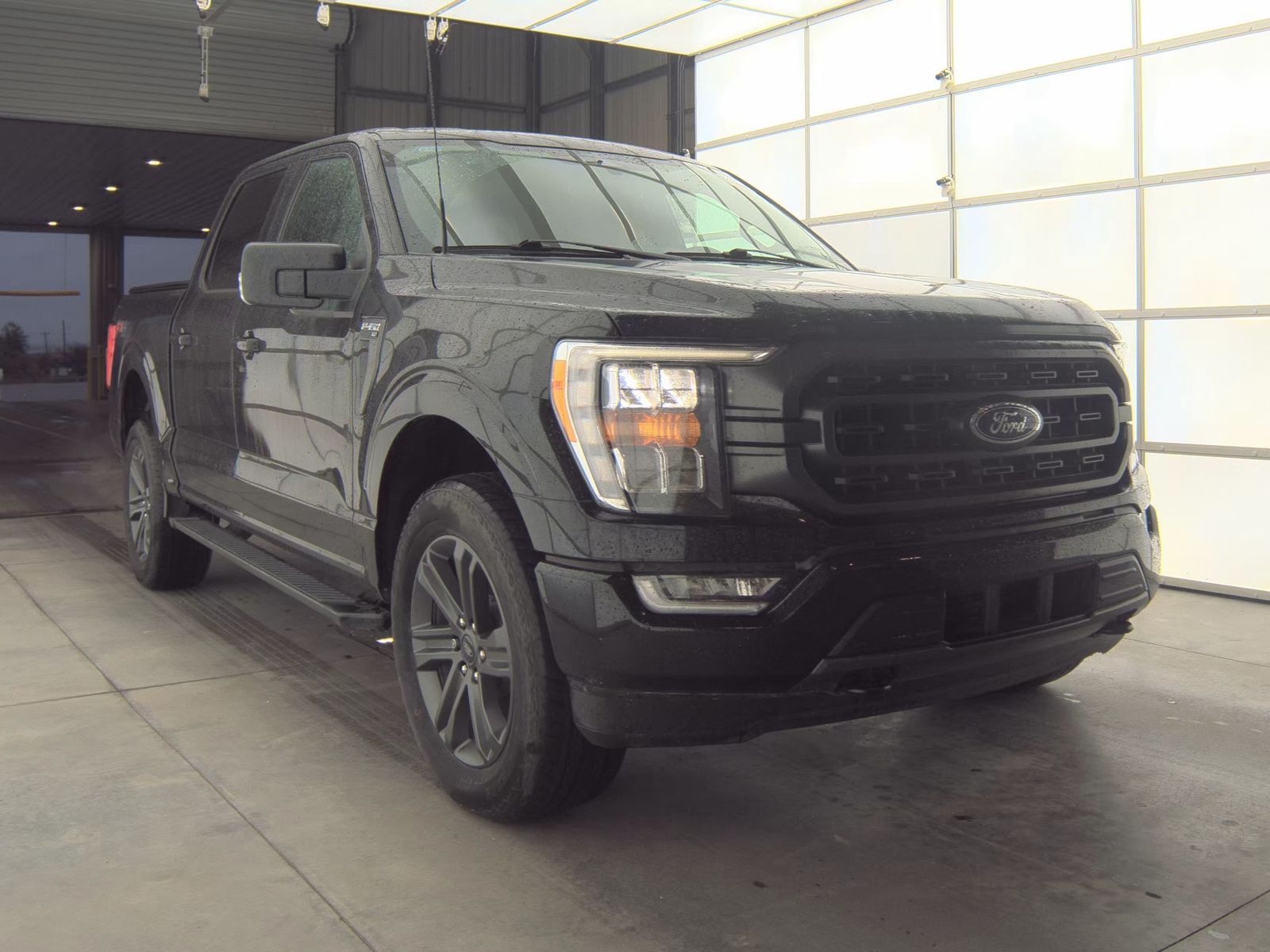 2023 Ford F-150 XLT AWD