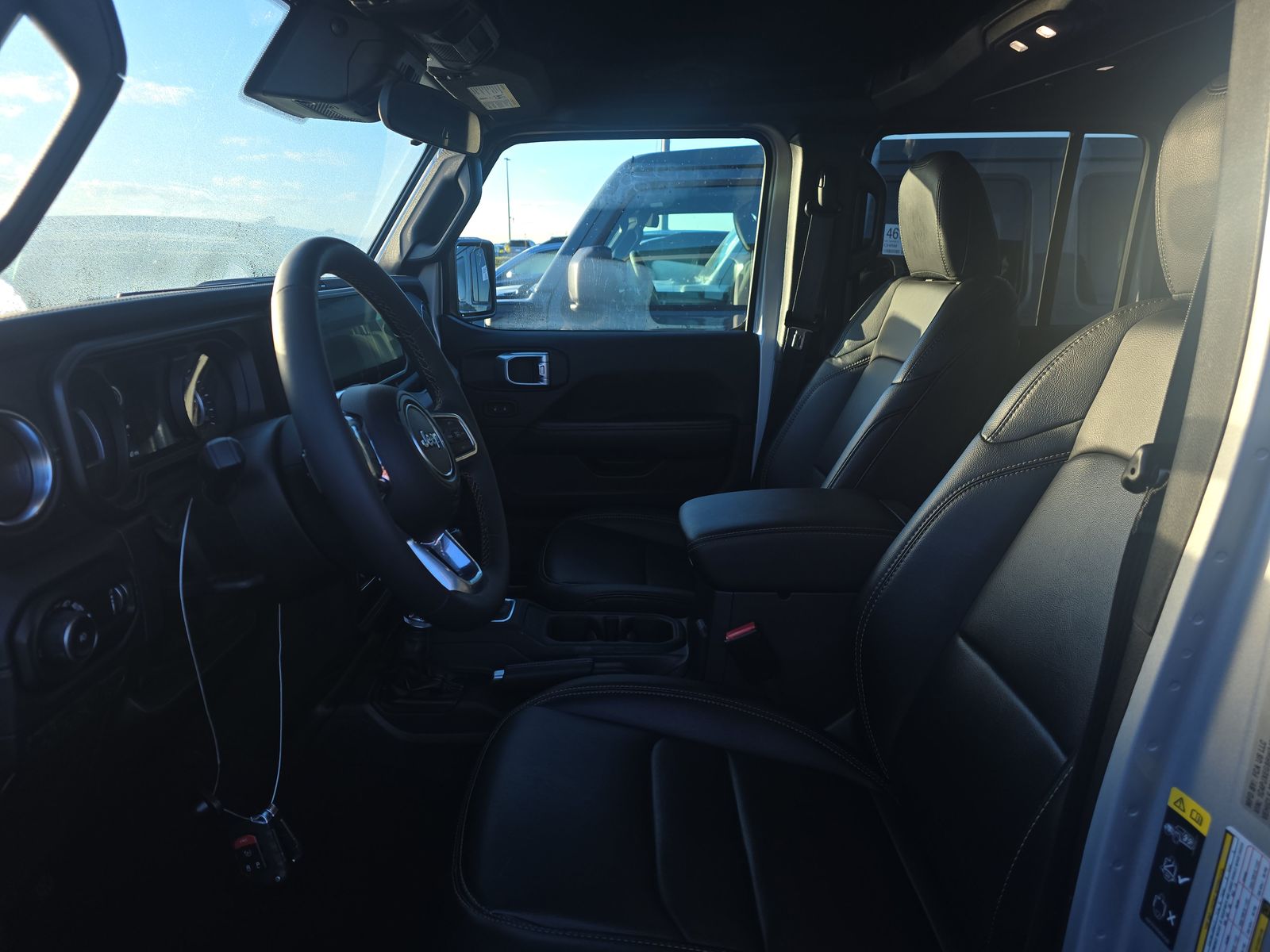 2024 Jeep Wrangler Sahara AWD