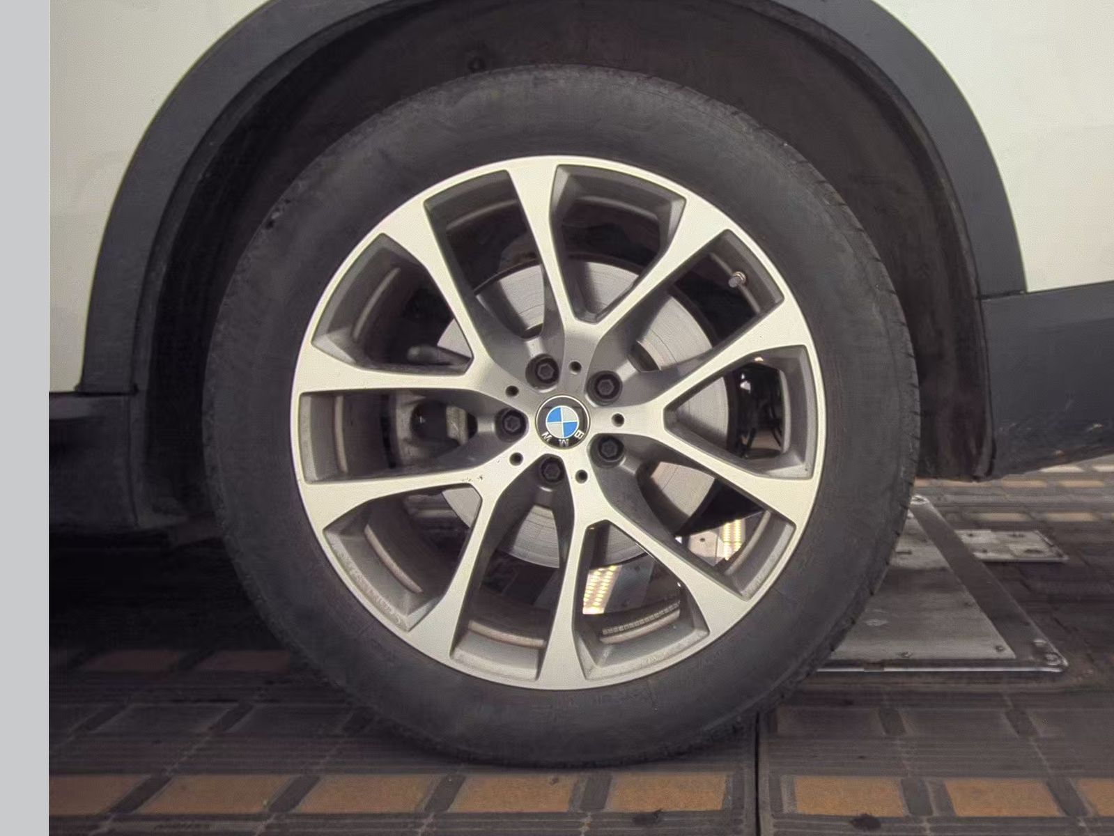 2024 BMW X5 xDrive40i AWD