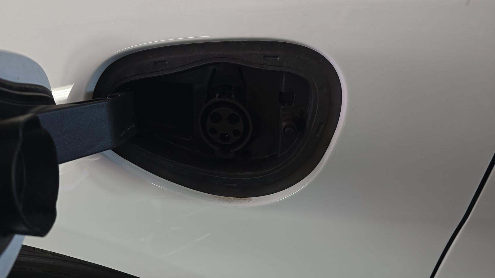 2024 Chrysler Pacifica Hybrid Select FWD