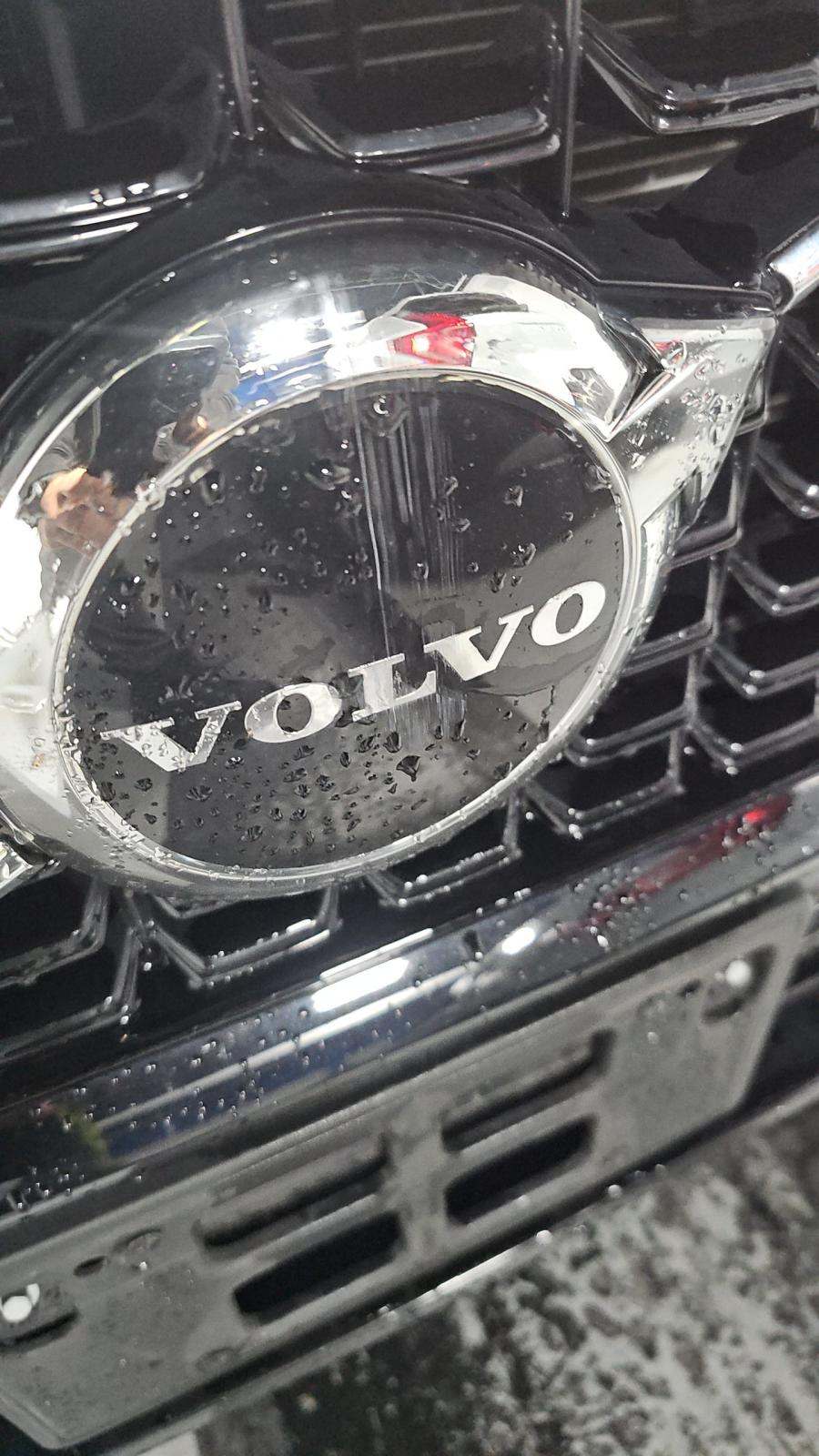 2024 Volvo XC60 B5 Core AWD