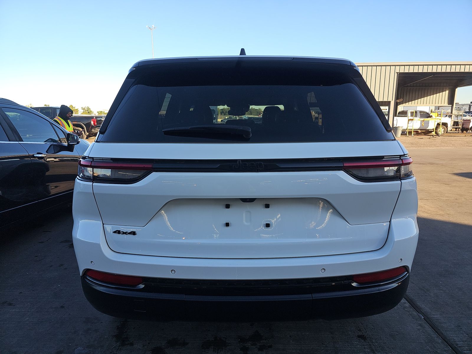 2024 Jeep Grand Cherokee Altitude AWD